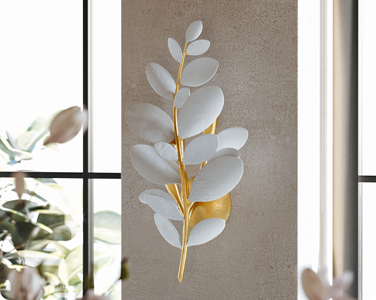 statement-lighting-functional-art-2026-3-sconce.