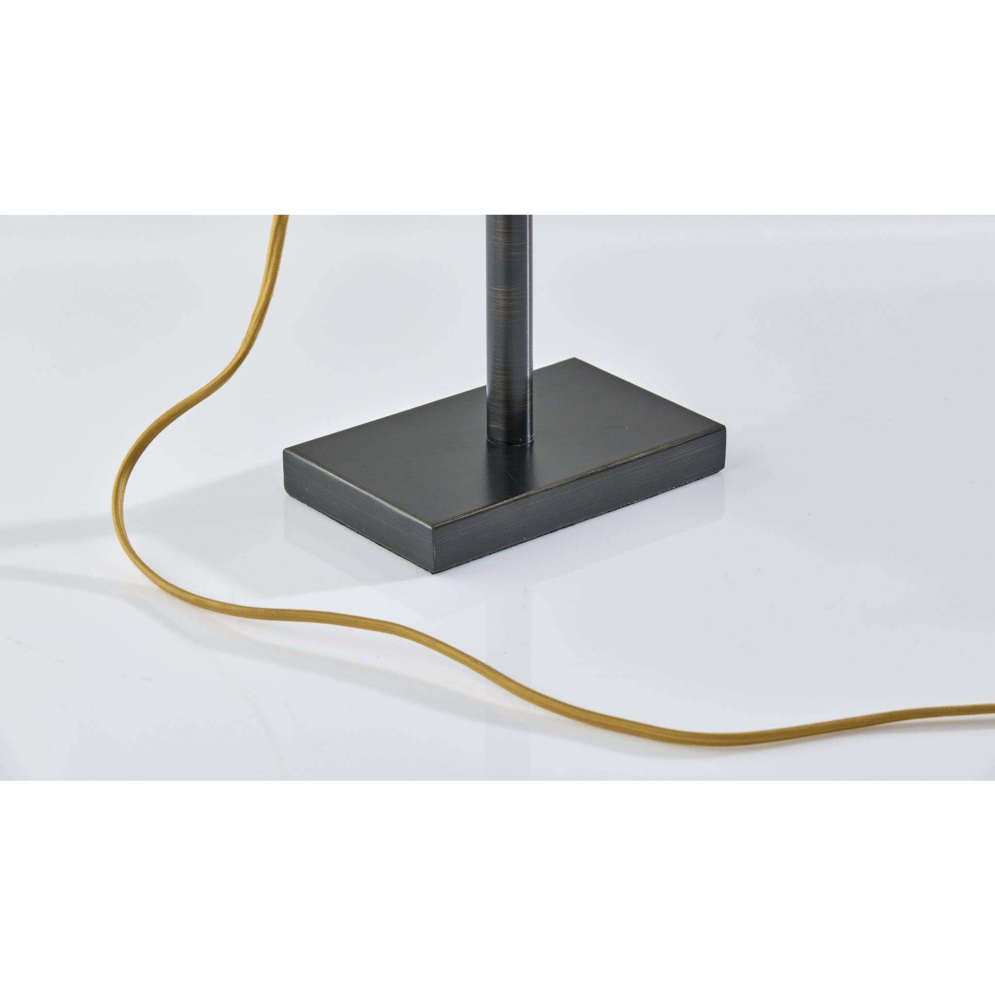 Winthrop 24 inch 100 watt Antique Bronze Table Lamp Portable Light