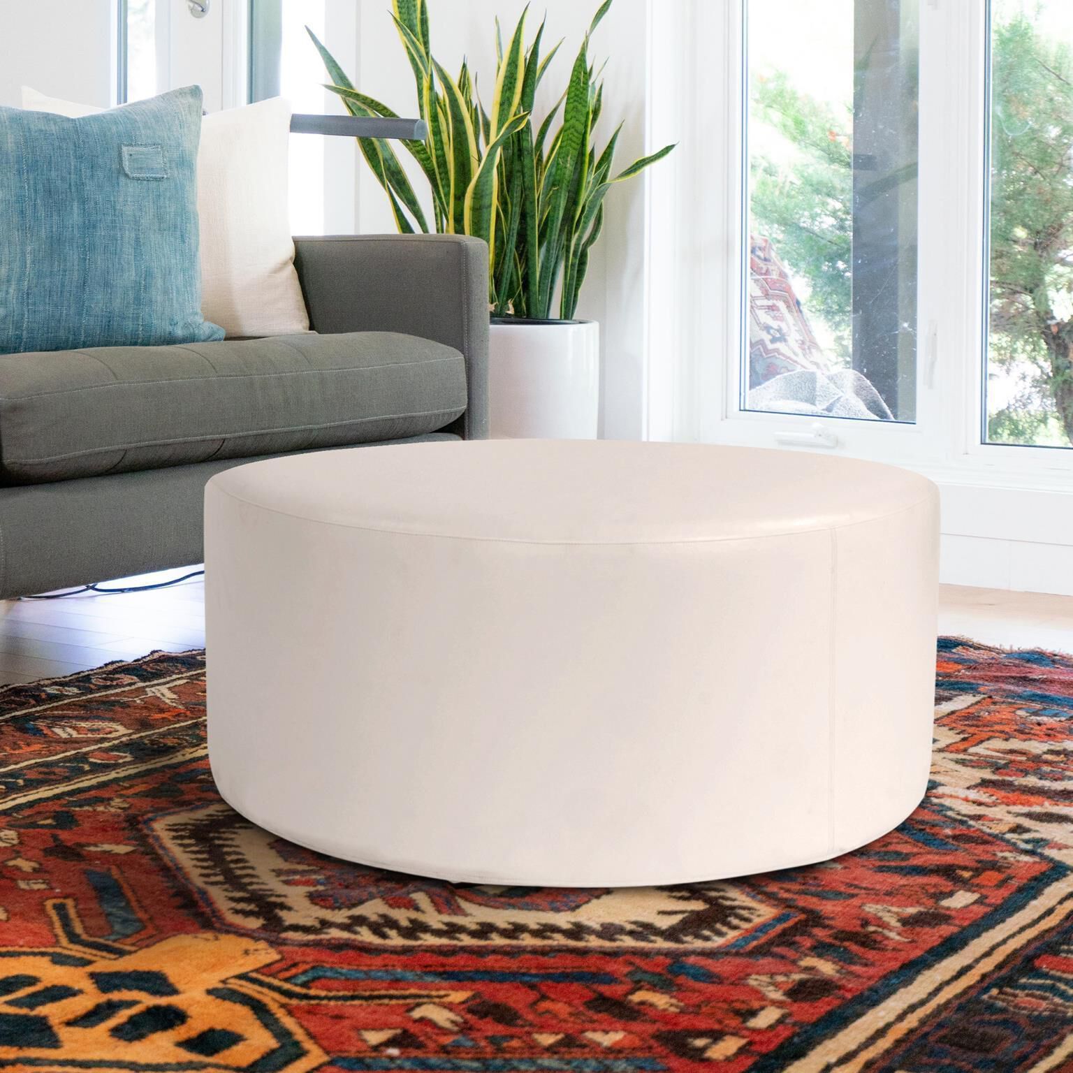 Universal 18 inch Atlantis White Outdoor Round Ottoman with Slipcover