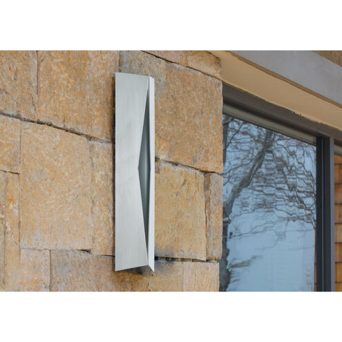 MG LED 18 inch Stainless Steel Outdoor Wall Fixture