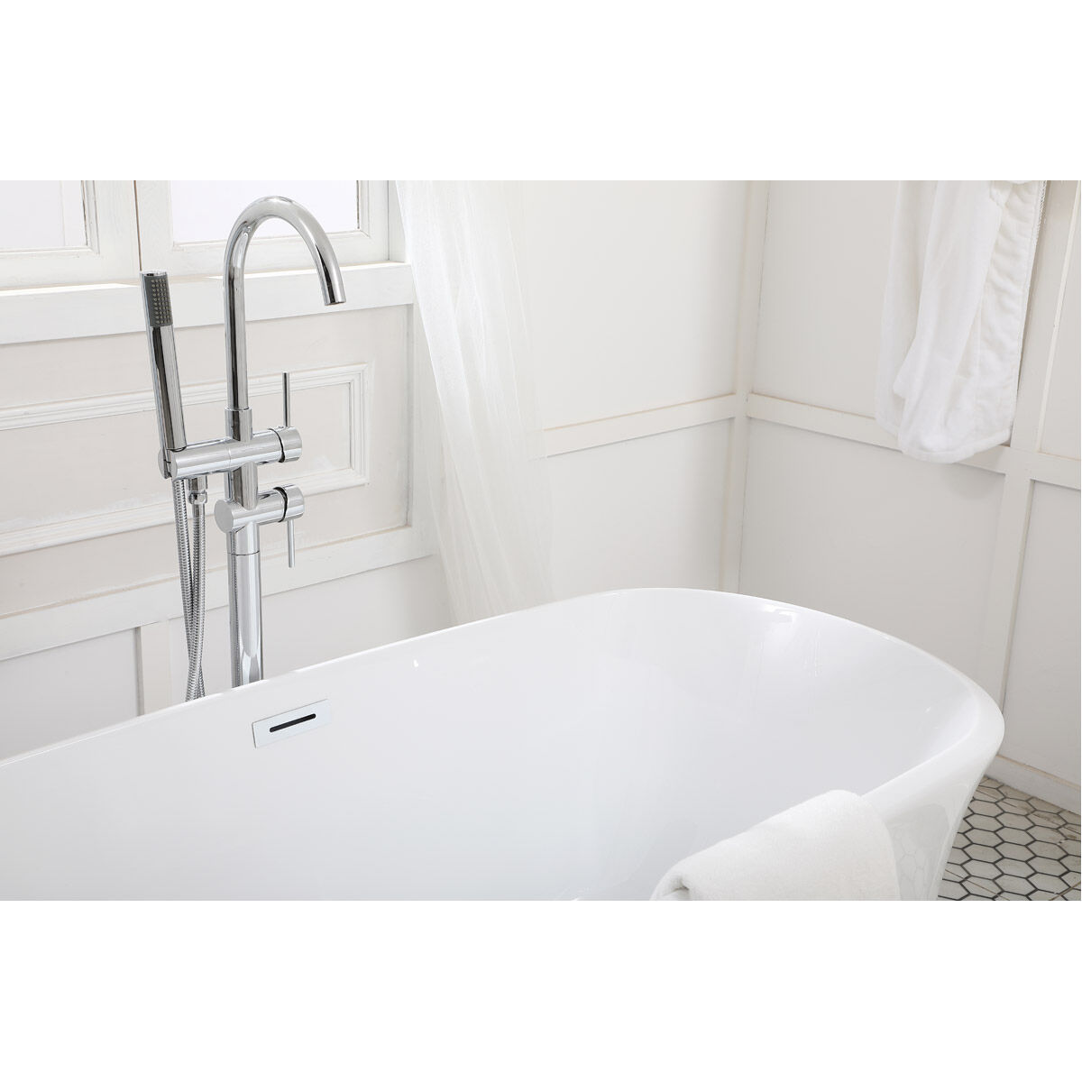 Coralie Glossy White and Chrome Bathtub