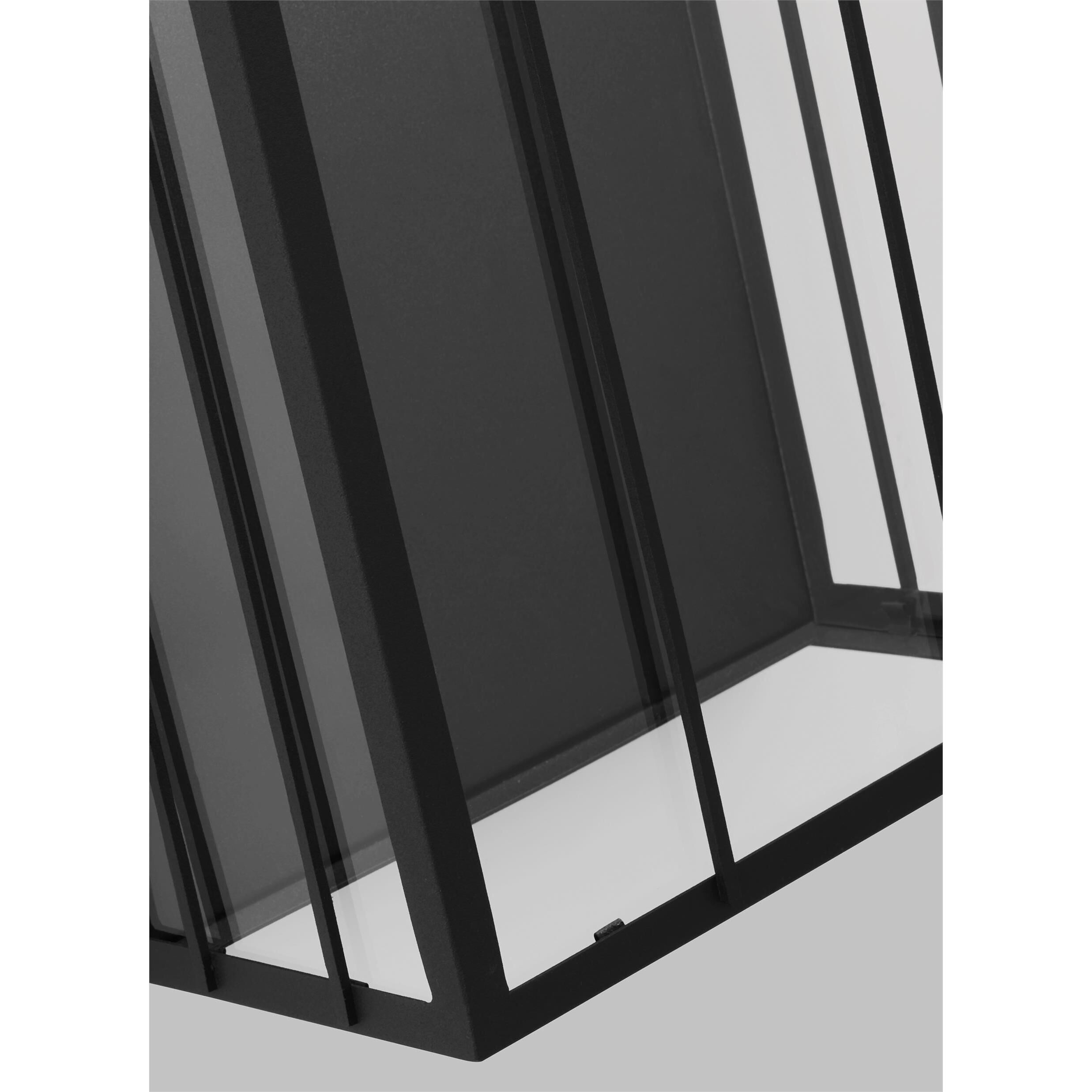 Veronica Outdoor Wall Lantern