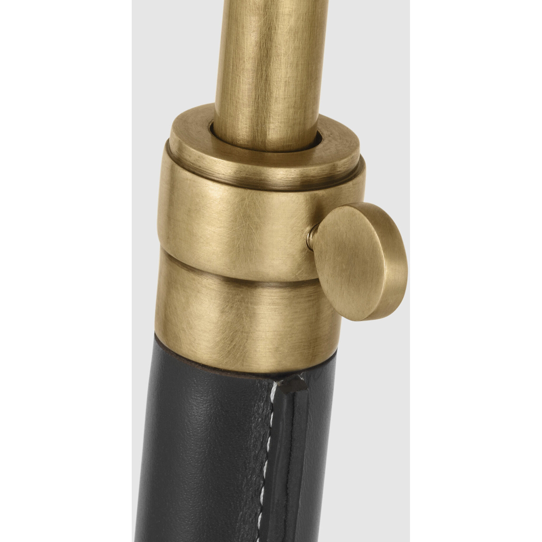 Thomas O'Brien Bryant2 27.5 inch 15.00 watt Hand-Rubbed Antique Brass and Chocolate Leather Wrapped Table Lamp Portable Light, Large