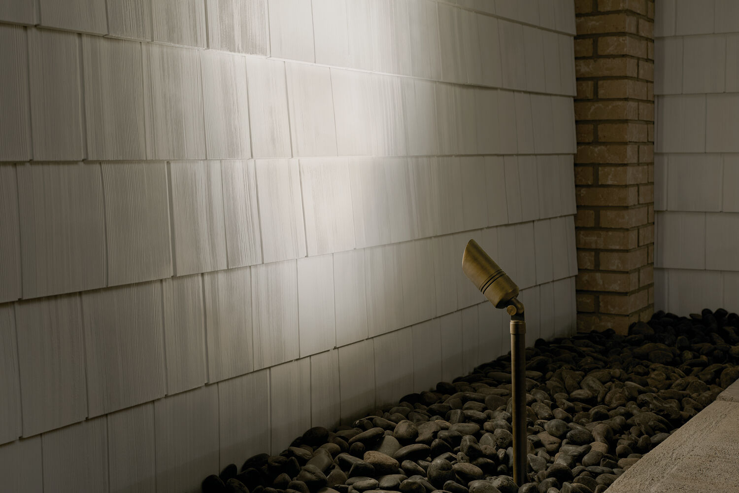 Independence Centennial Brass Landscape 12V Accessory