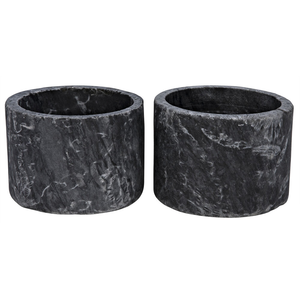 Syma 6 X 4 inch Decorative Candle Holder in Black, Set of 2