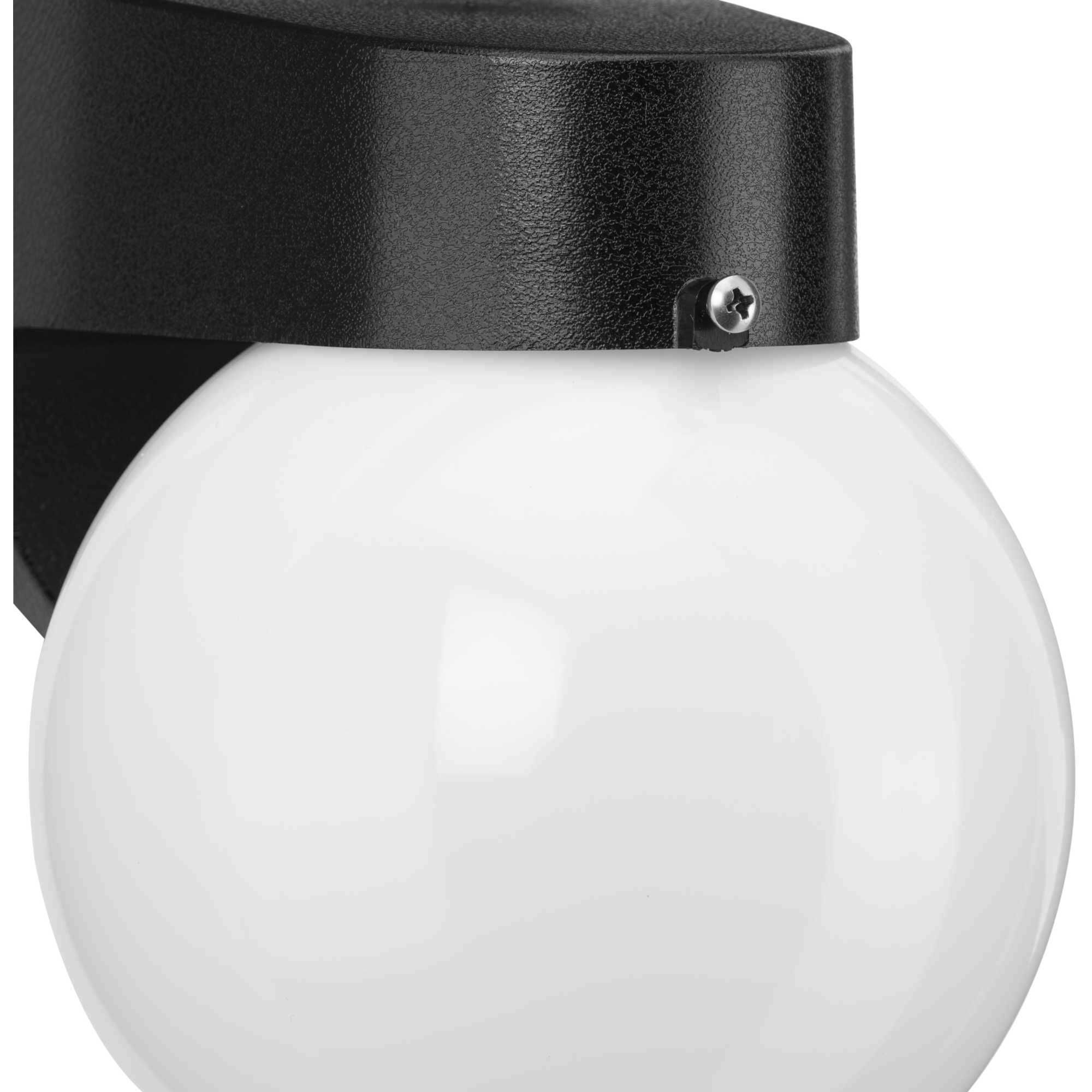 Polycarbonate Outdoor Outdoor Wall Lantern in Black