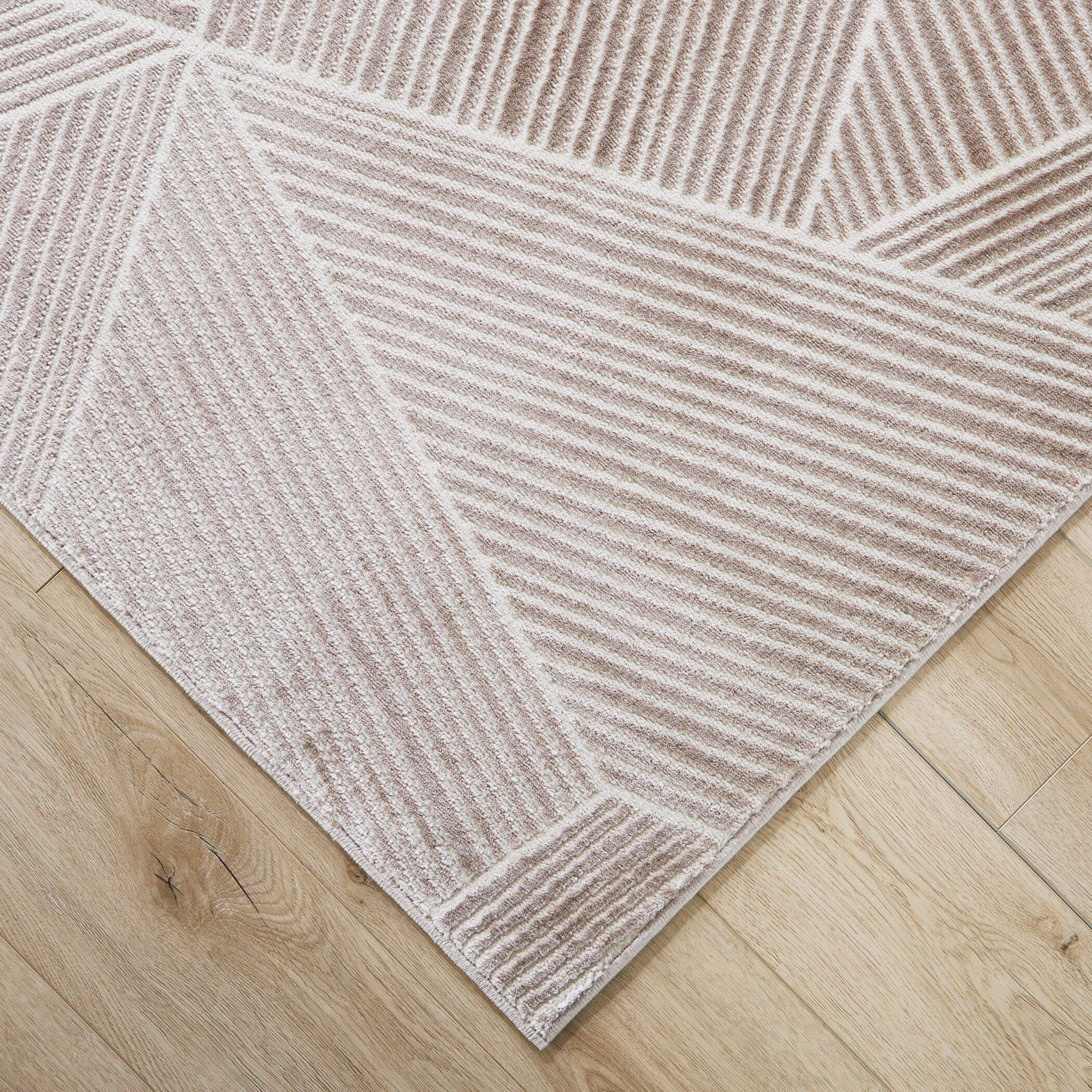 Eclectic Luxe 36 X 24 inch Brown Rug in 2 x 3