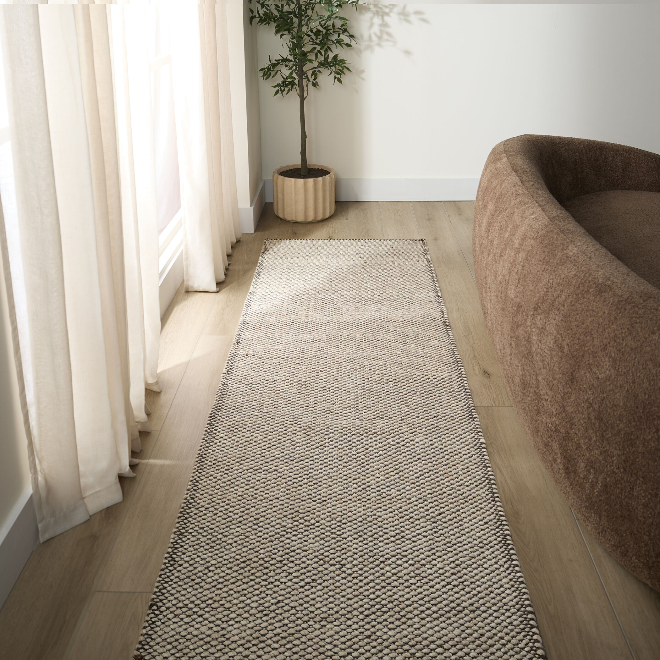 Natural Luxe Ivory and Brown Indoor Rug