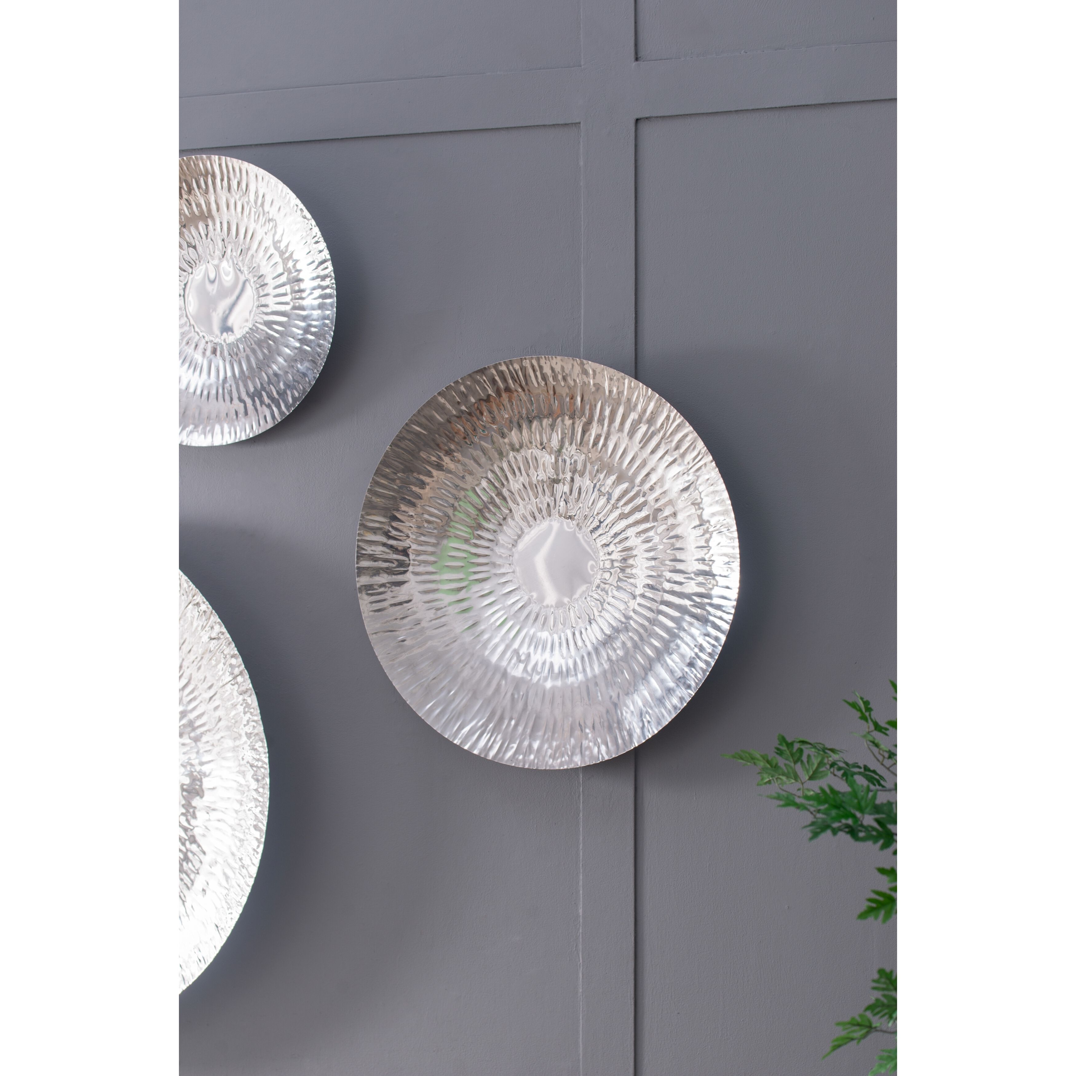 Fassett Silver Wall Décor