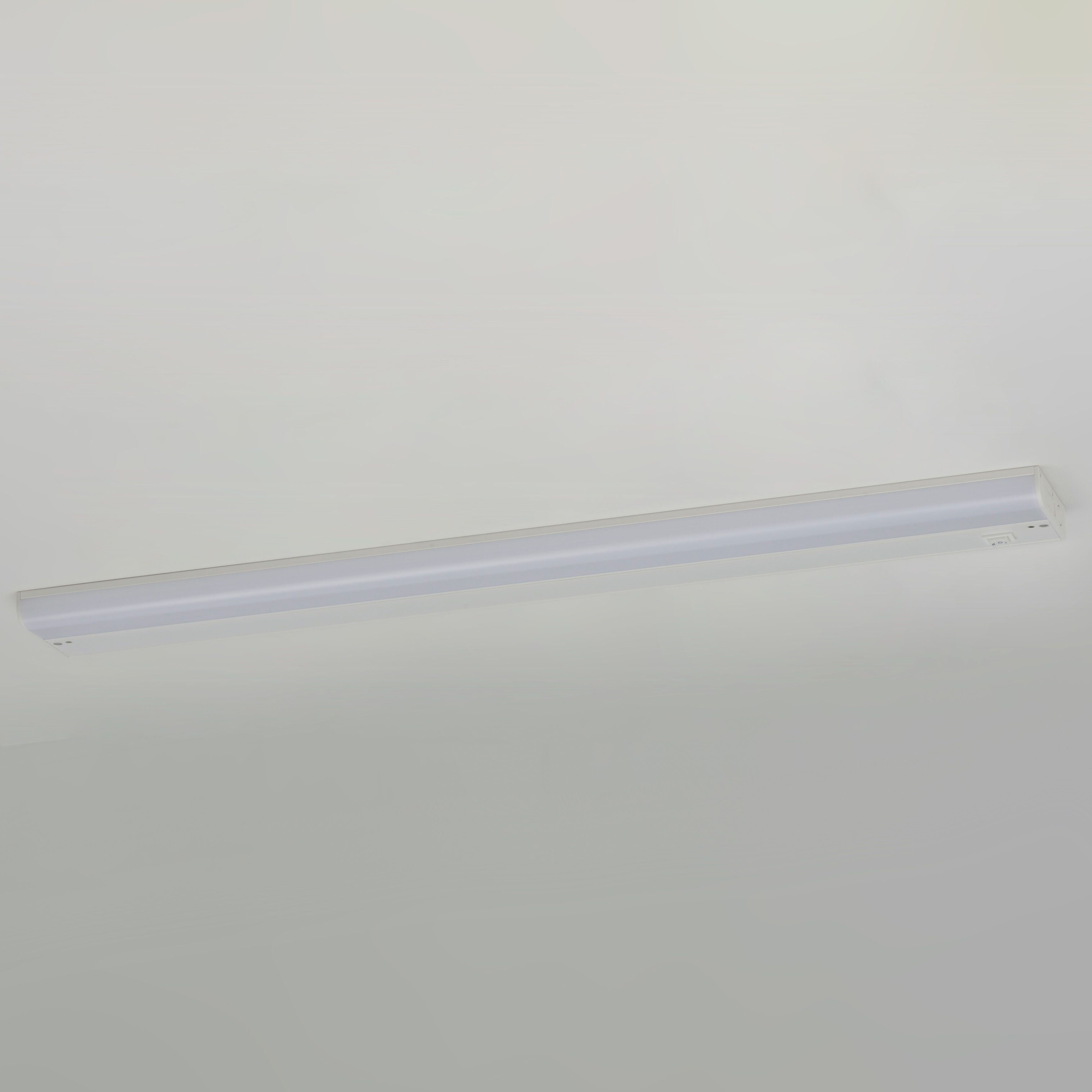 CounterMax MX-L-120-1K 120 LED 30 inch White Under Cabinet