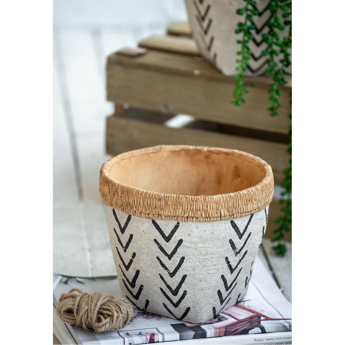 Round Natural and Black Outdoor Planter