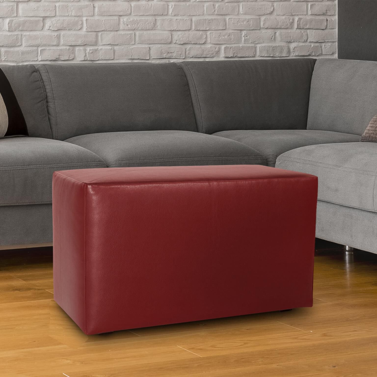 Universal Avanti Apple Bench with Slipcover