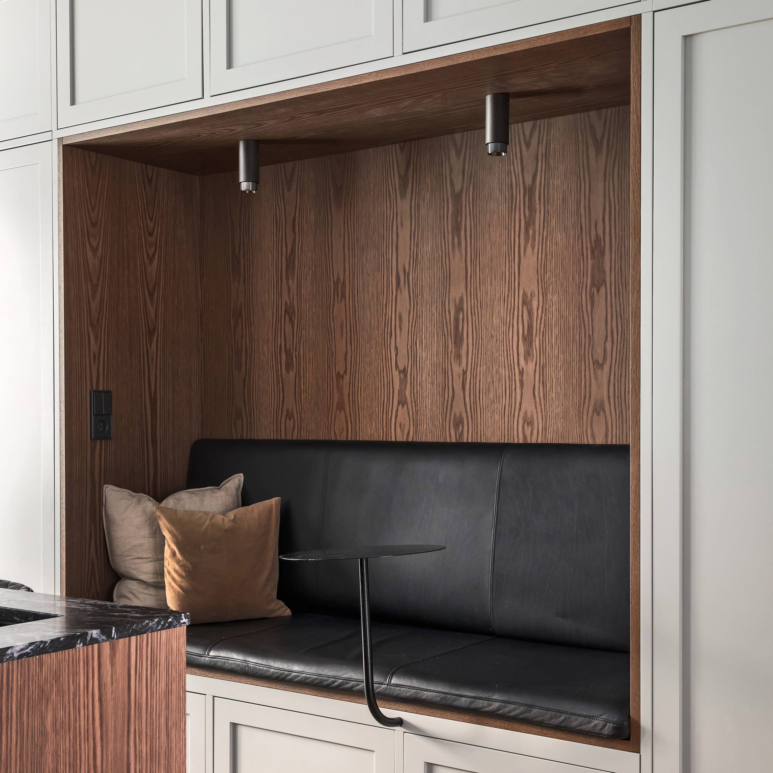 Exhaust Surface 1 Light 110-120 Graphite / Gun Metal Spotlight Ceiling Light