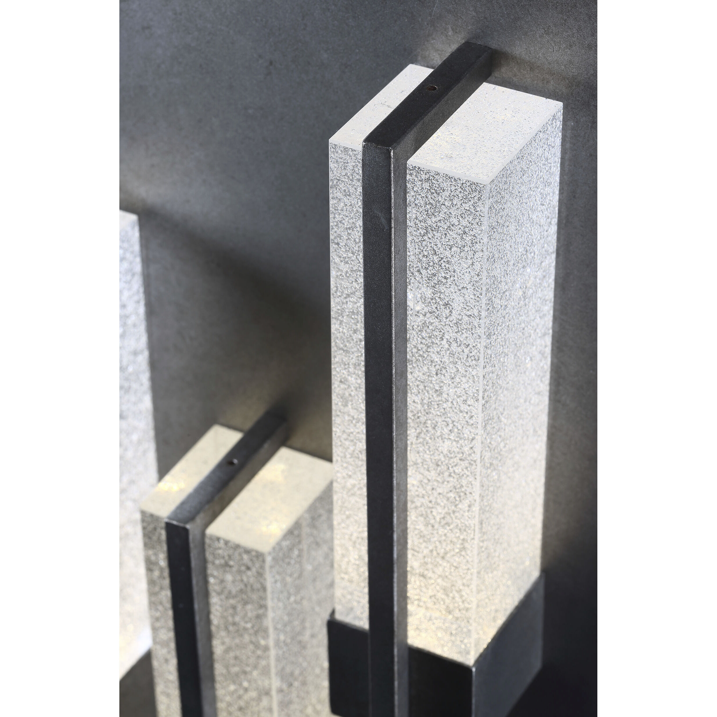 Pari LED 20 inch Antique Silver Outdoor Wall Mount, Large