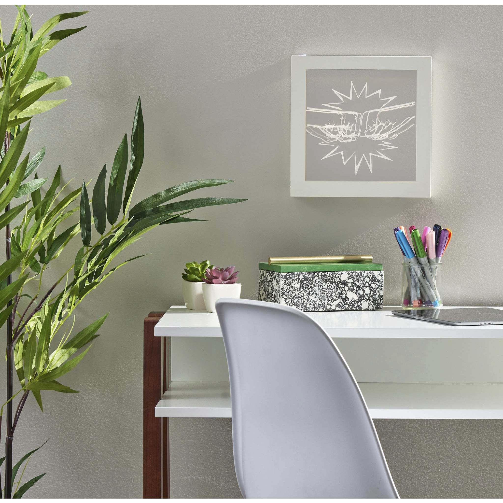 Fist Bump Video 9 inch 0.3 watt White Light Box Portable Light, Simplee Adesso