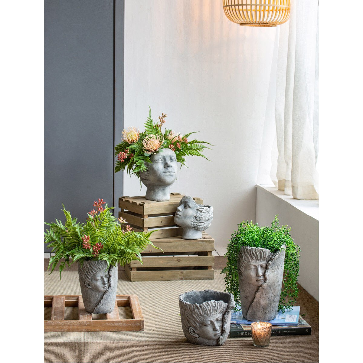 Dreaming Profile Gray Outdoor Planter