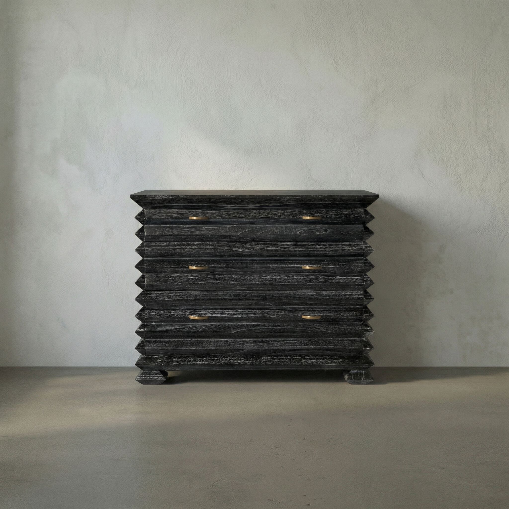 Tiago Cinder Black Chest