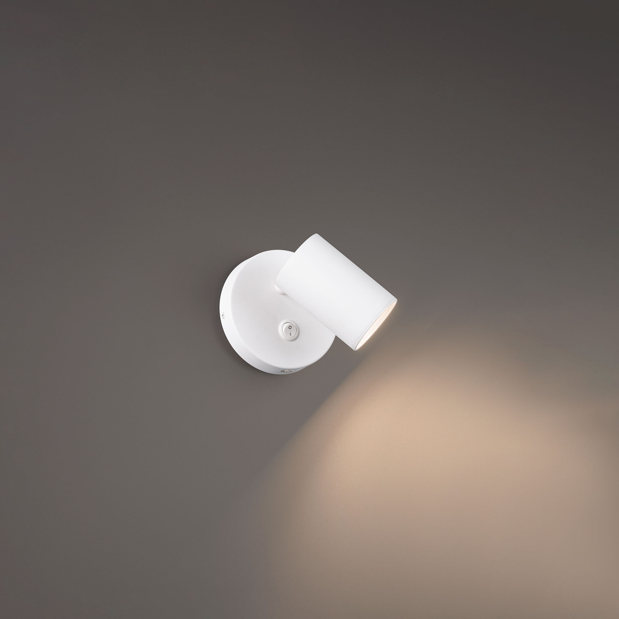 Kepler Reading Light Wall Light in White, dweLED