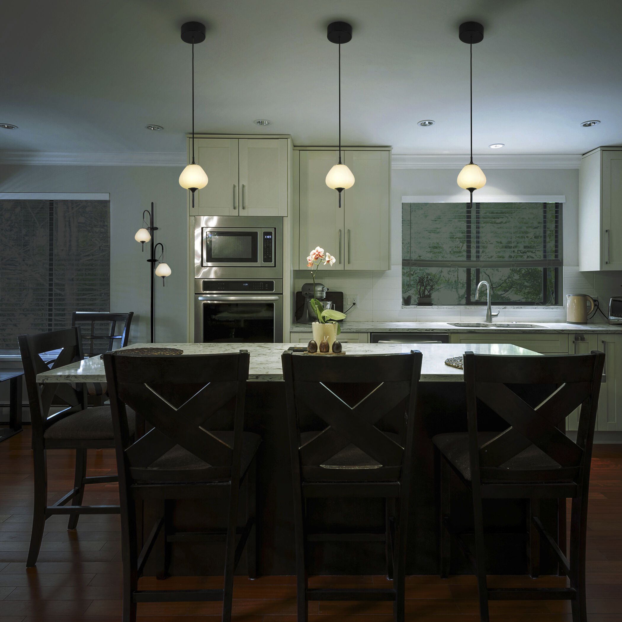 Artisan Collection/LECCE Series 4.75 inch Black Pendant Ceiling Light