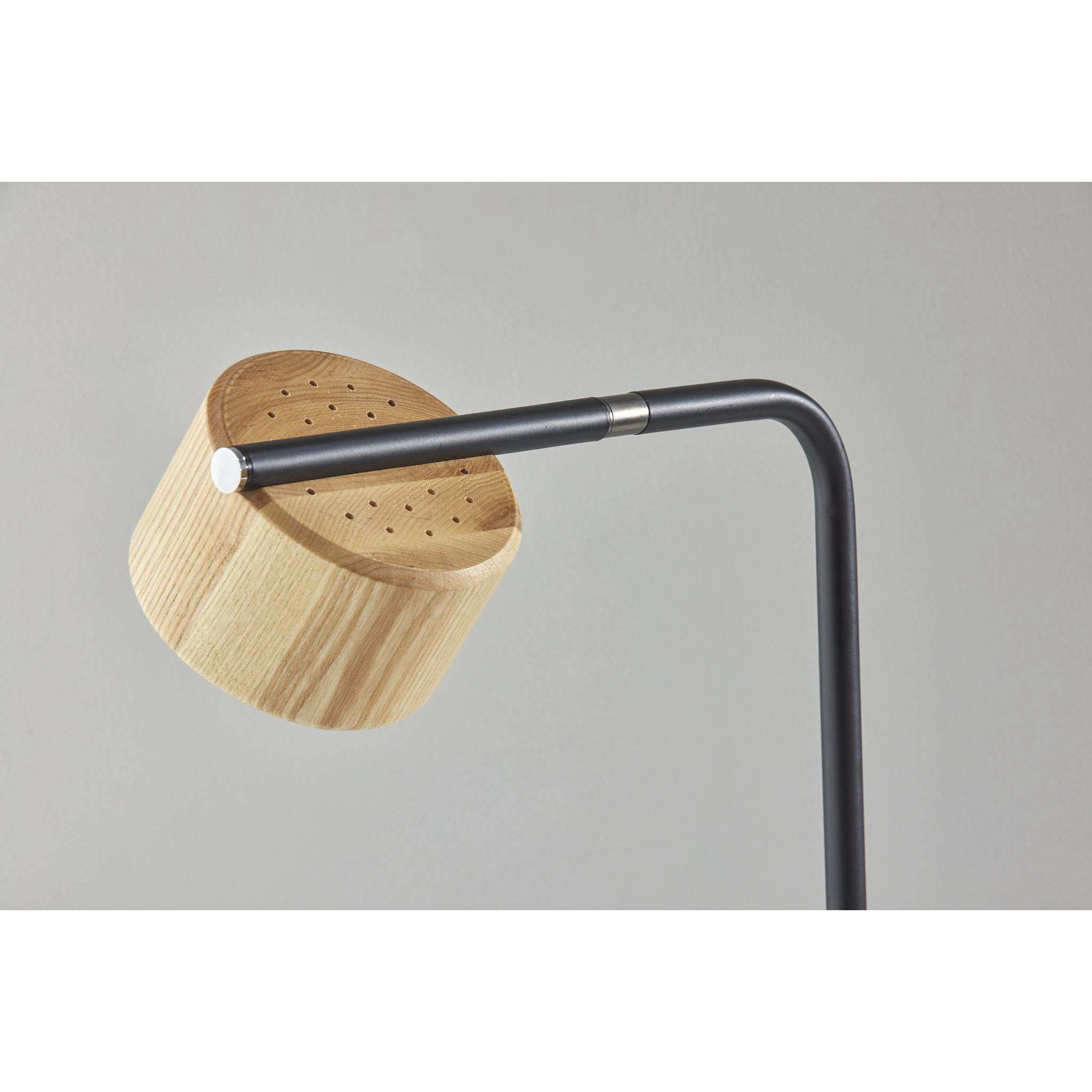 Roman 17 inch 10.00 watt Black / Natural Wood Desk Lamp Portable Light