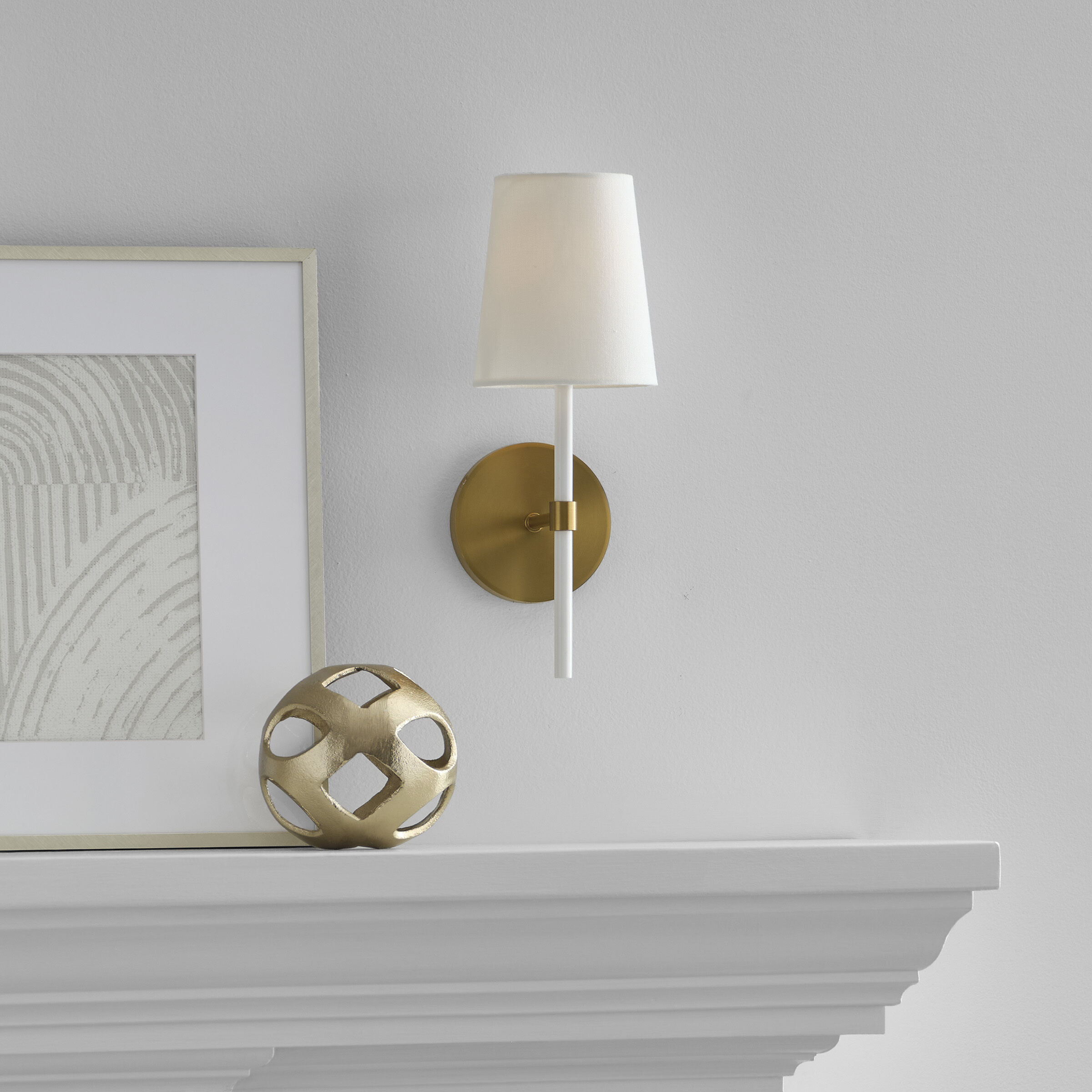 kate spade new york Monroe Wall Sconce Wall Light in Burnished Brass / Gloss White