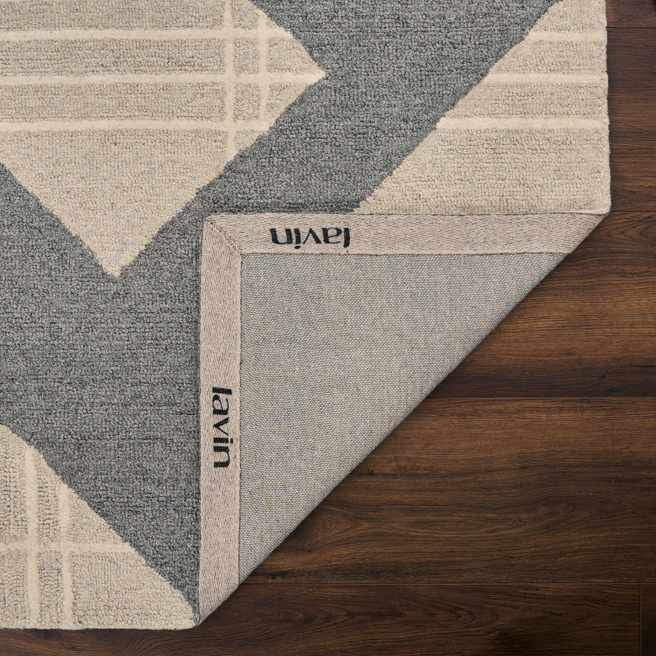 Sachin 90 X 63 inch Grey/ Neutral Rug in 5 x 7