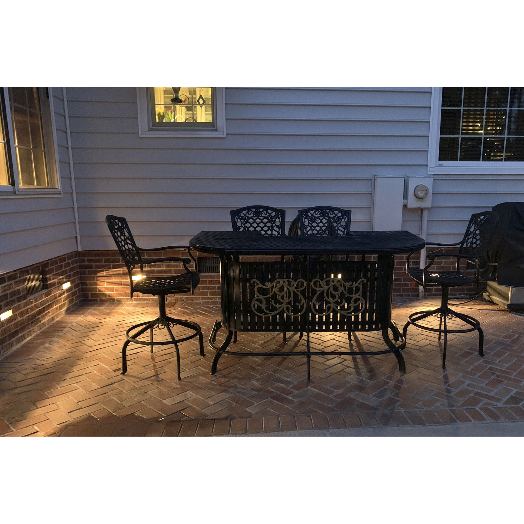 Hardy Island Louvered 12v 1.50 watt Bronze Landscape Brick Light