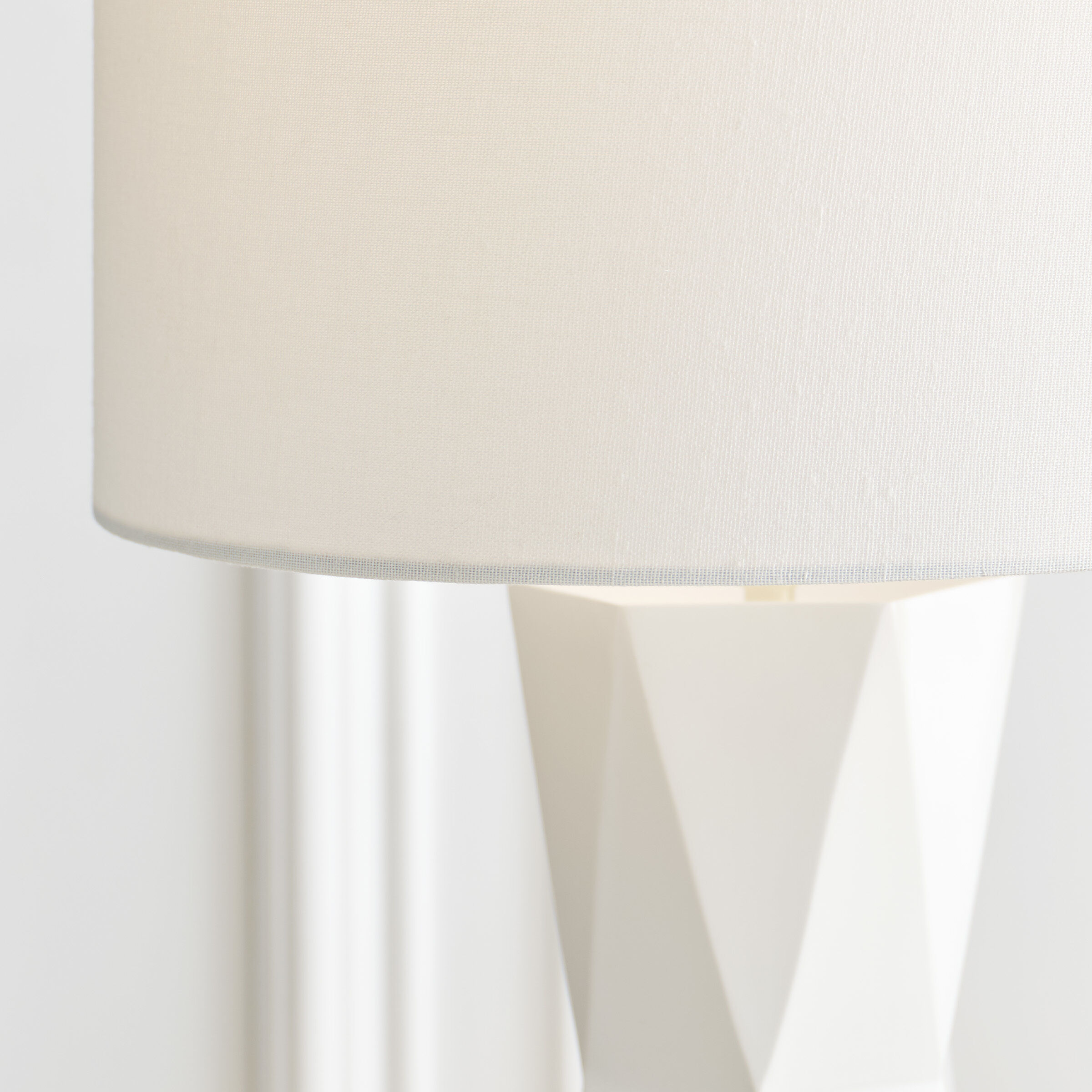 Drew & Jonathan Fernwood 26.5 inch 9.00 watt Gloss White Table Lamp Portable Light