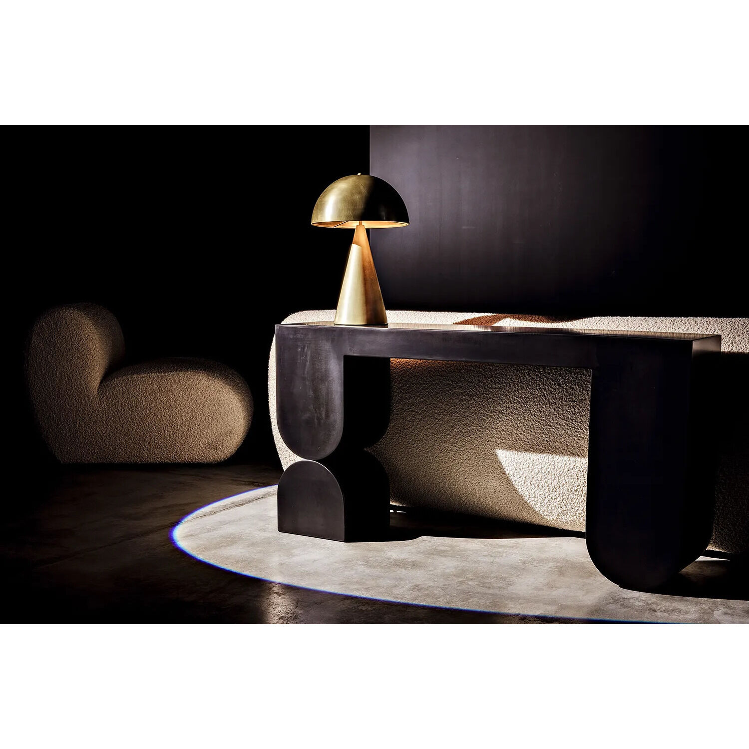 Skuba 21.5 inch 60.00 watt Antique Brass Table Lamp Portable Light