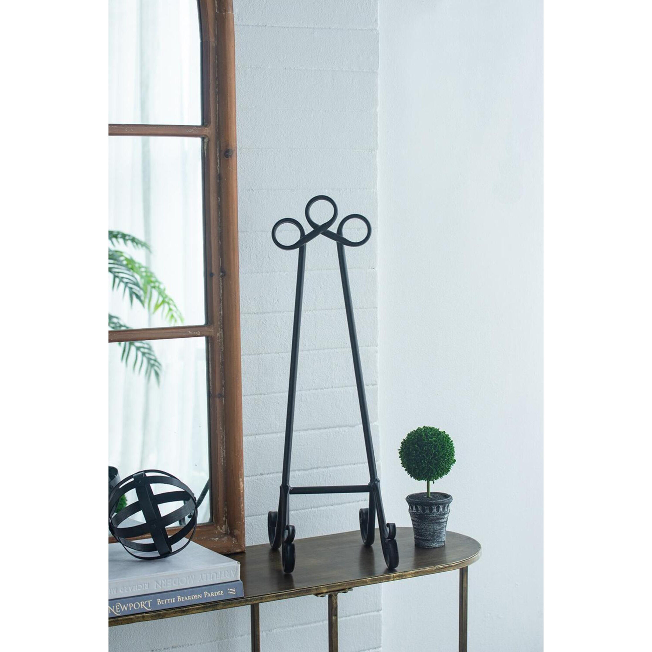 Anita Dark Bronze Plate Holder