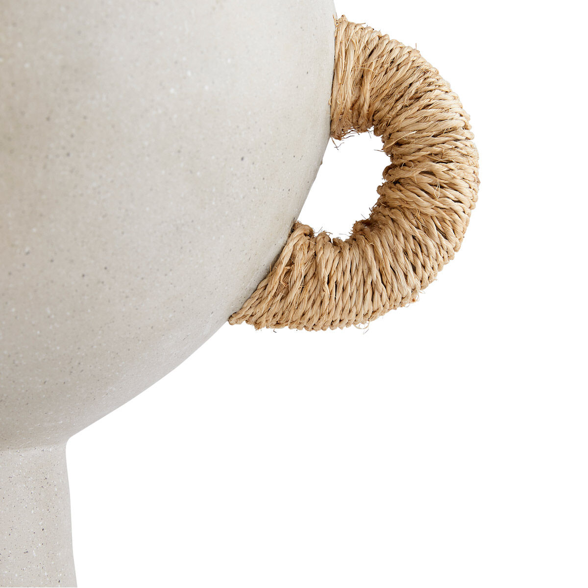 Clyde Fossil Gray Centerpiece