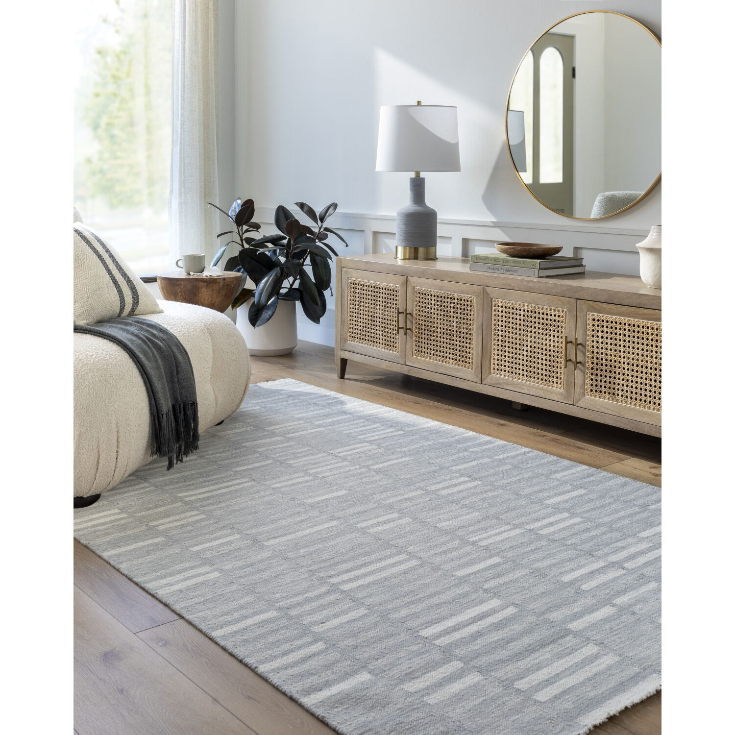 Marseille 96 X 30 inch Metallic - Silver/Grey/Silver Handmade Rug in 2.5 x 8