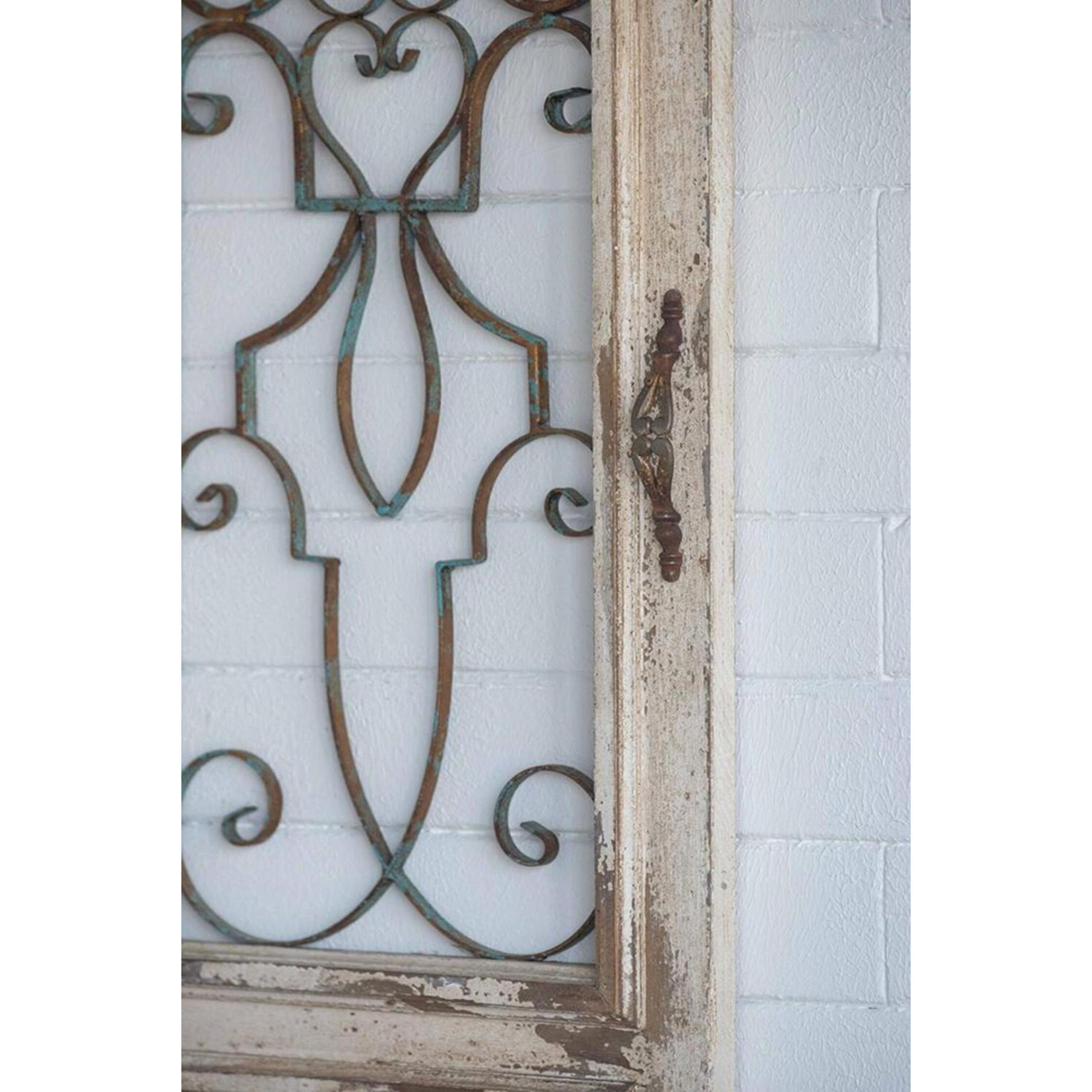 Chalet Distressed White Wall Décor