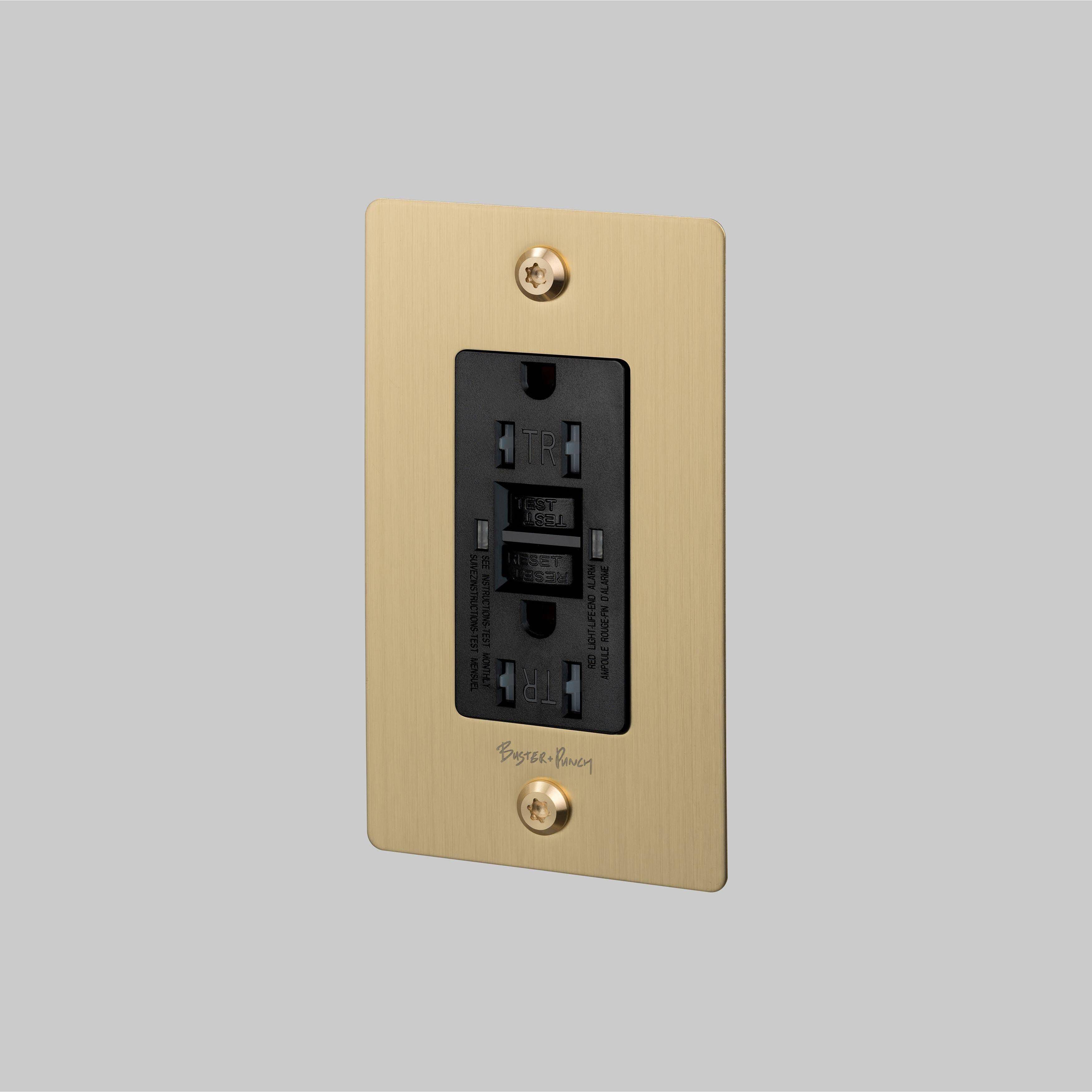 1G Duplex 125 Brass Outlet, GFCI