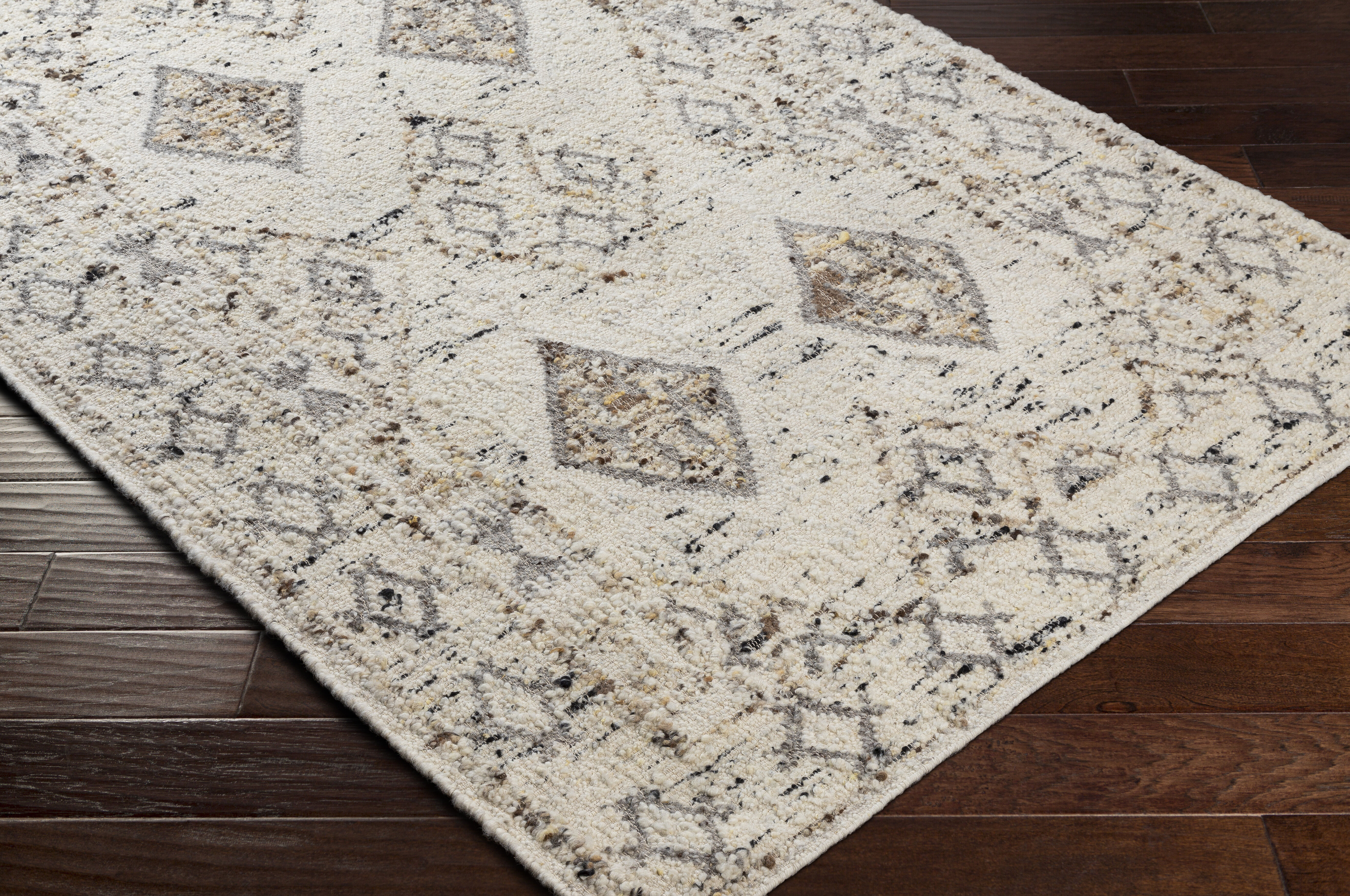 Bremen 120 X 96 inch Cream Rug in 8 x 10, Rectangle