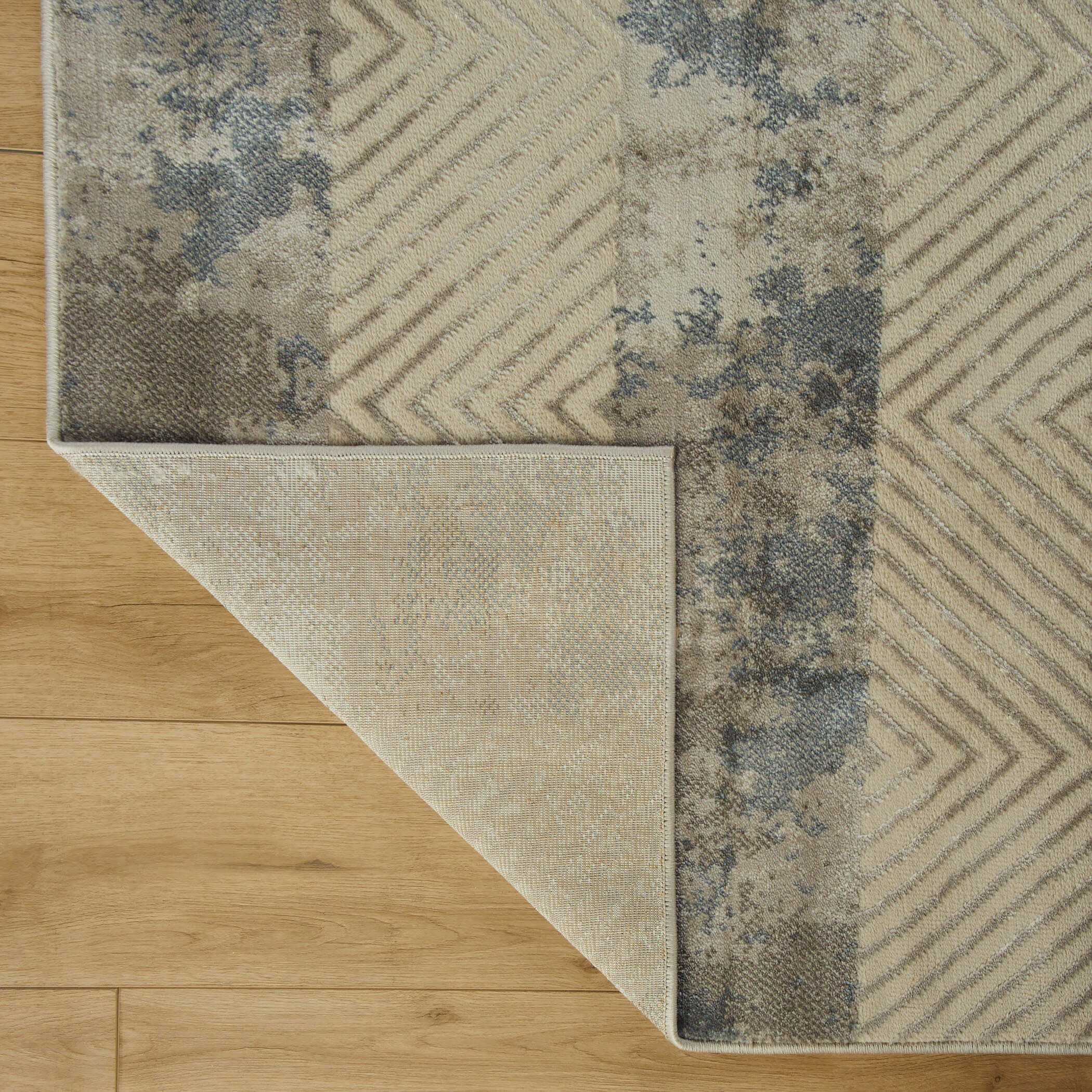 Betsi 36 X 24 inch Mineral Tones Rug in 2 x 3
