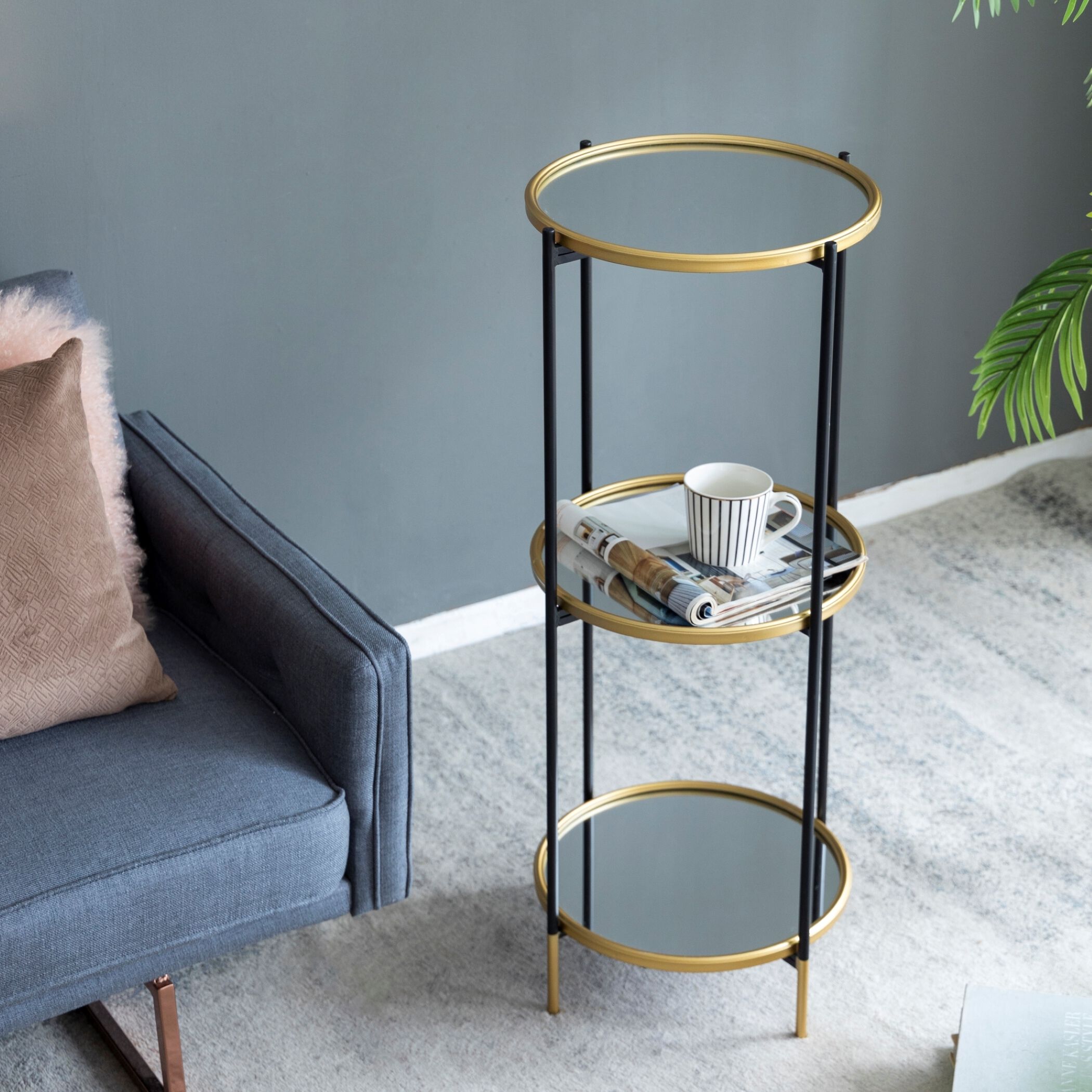 Hannes 39.4 X 16.1 X 16.1 inch Black/Gold Shelf