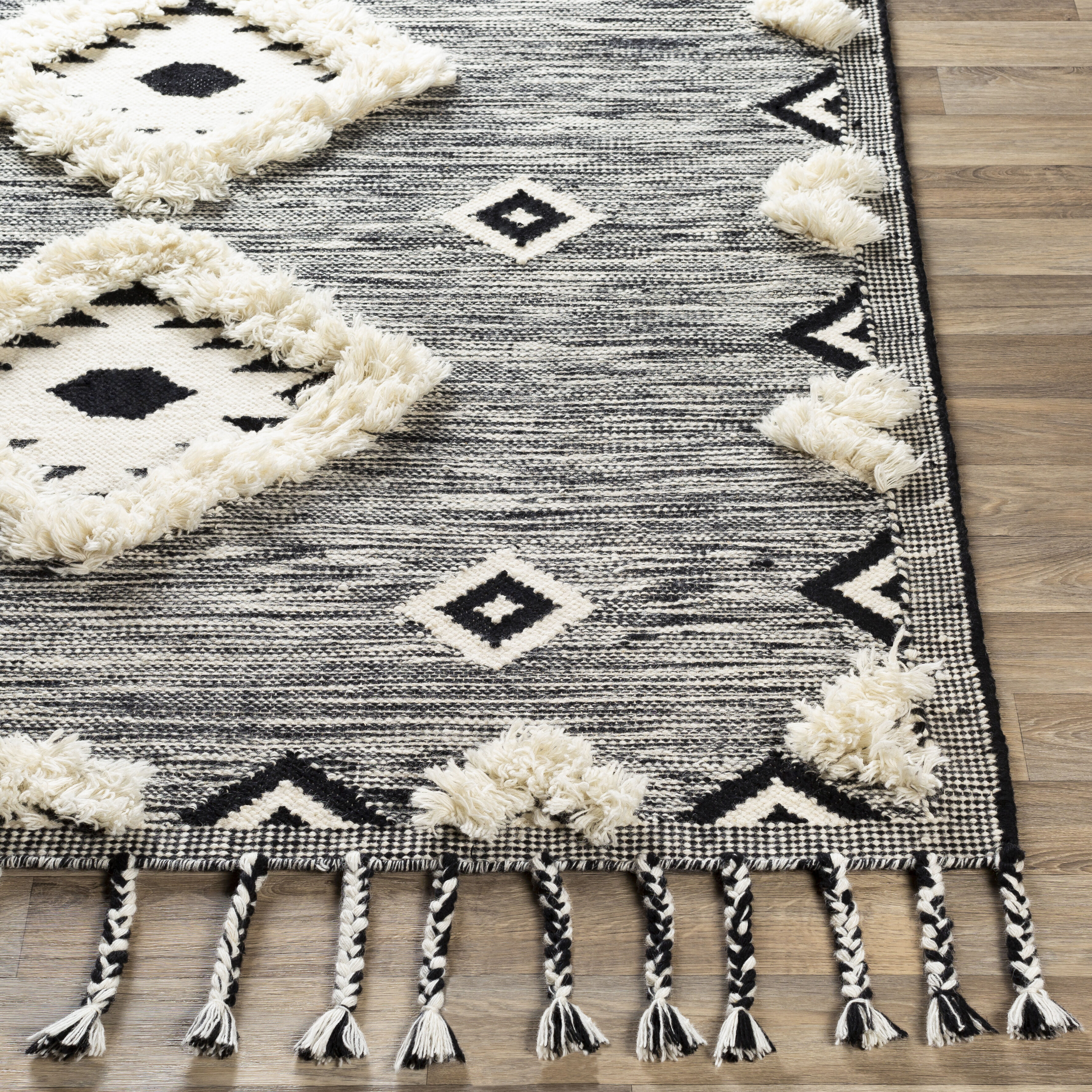 Apache 120 X 96 inch Black/Cream Handmade Rug in 8 x 10, Rectangle