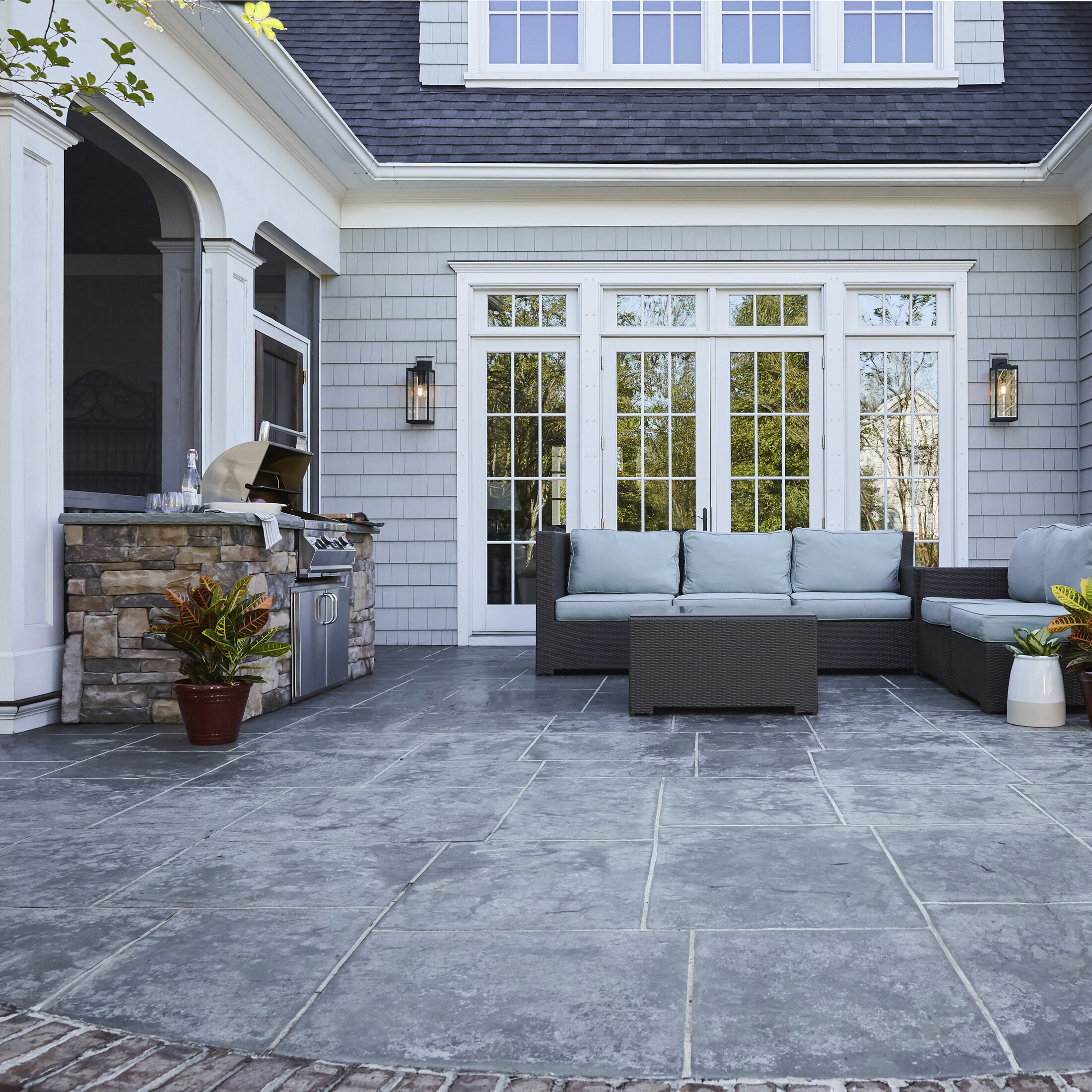 Westover 1 Light 20 inch Earth Black Outdoor Wall Lantern