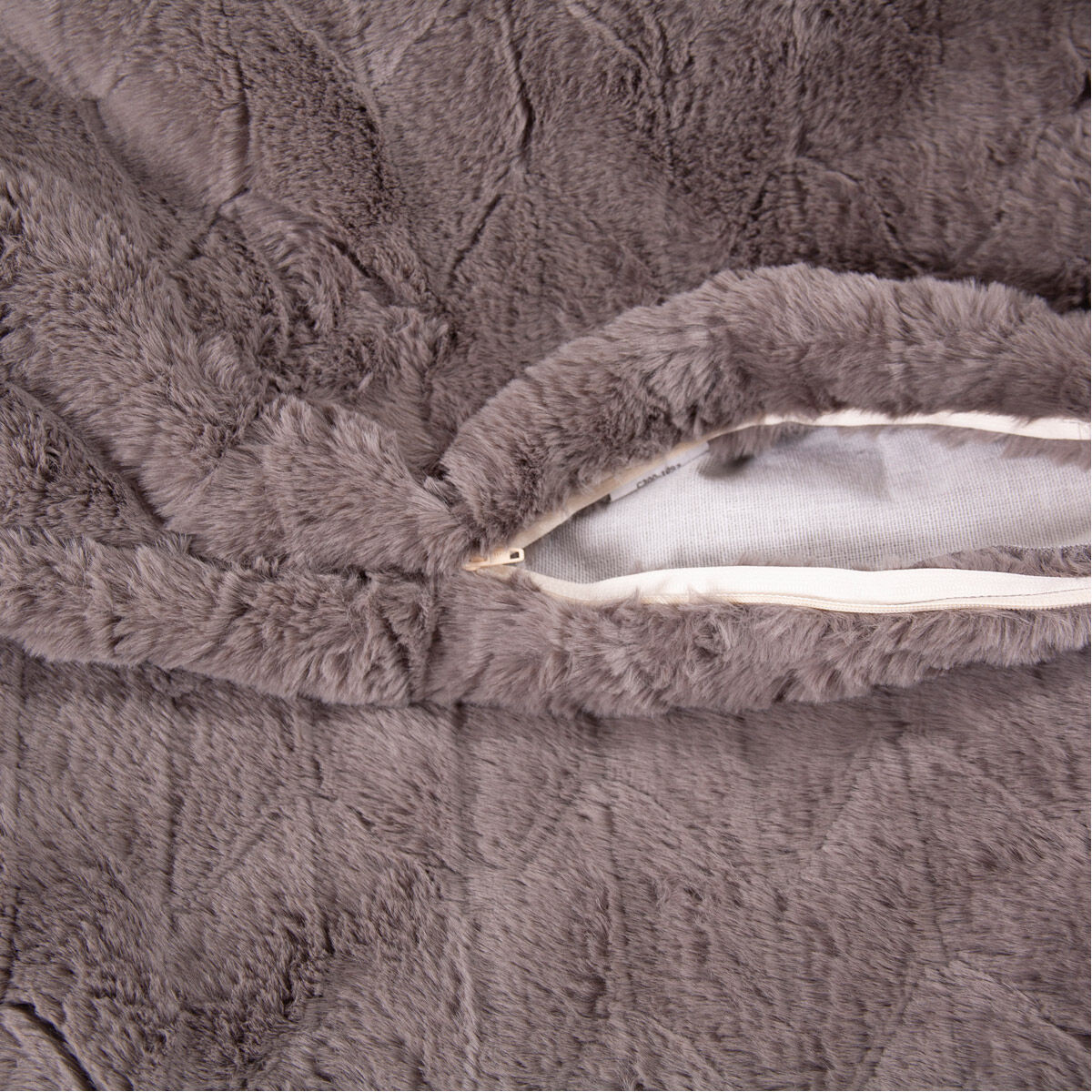 Puff Angora Stone Scroll Rocker with Cover