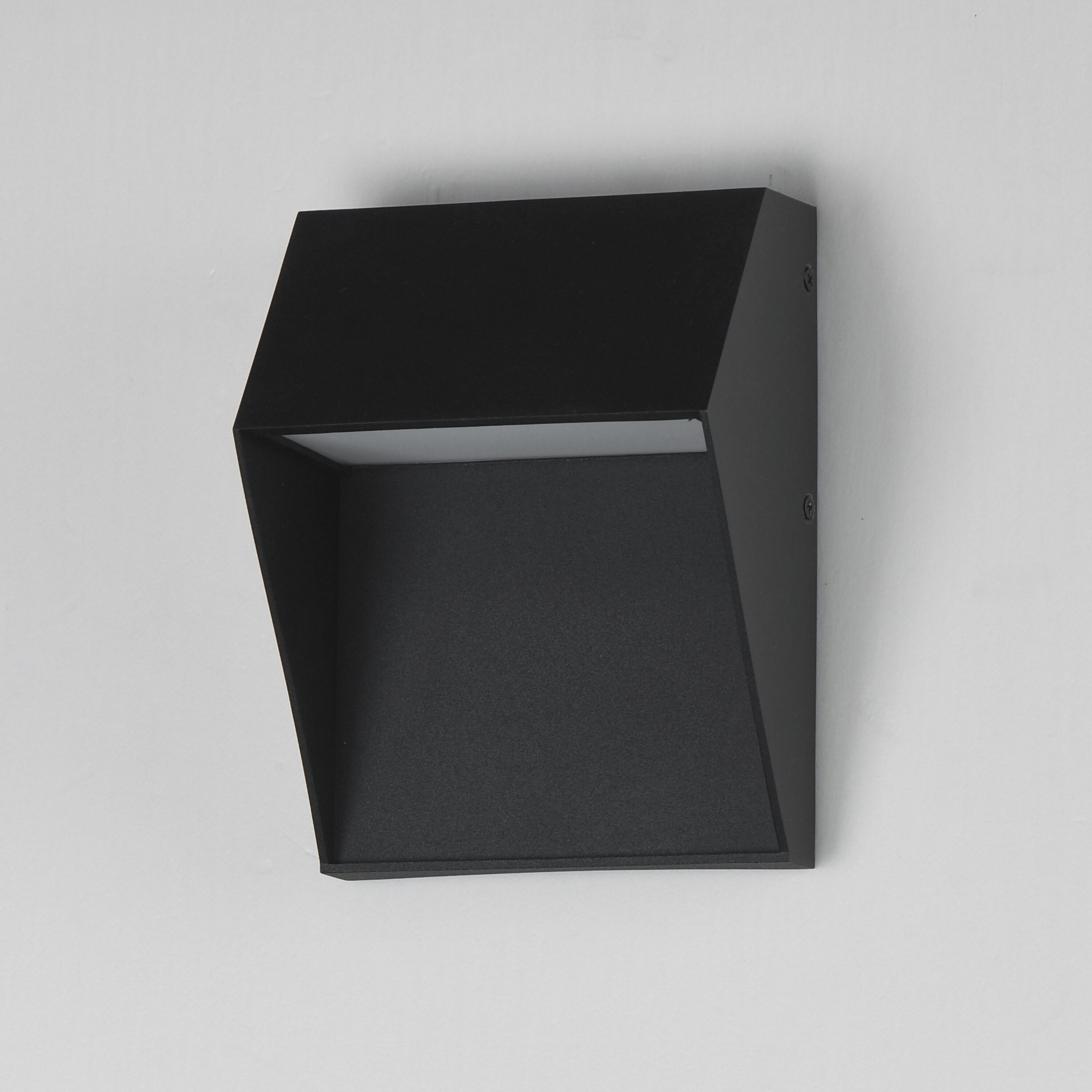 Cliffsedge VX LED 8 inch Black Outdoor Wall Mount