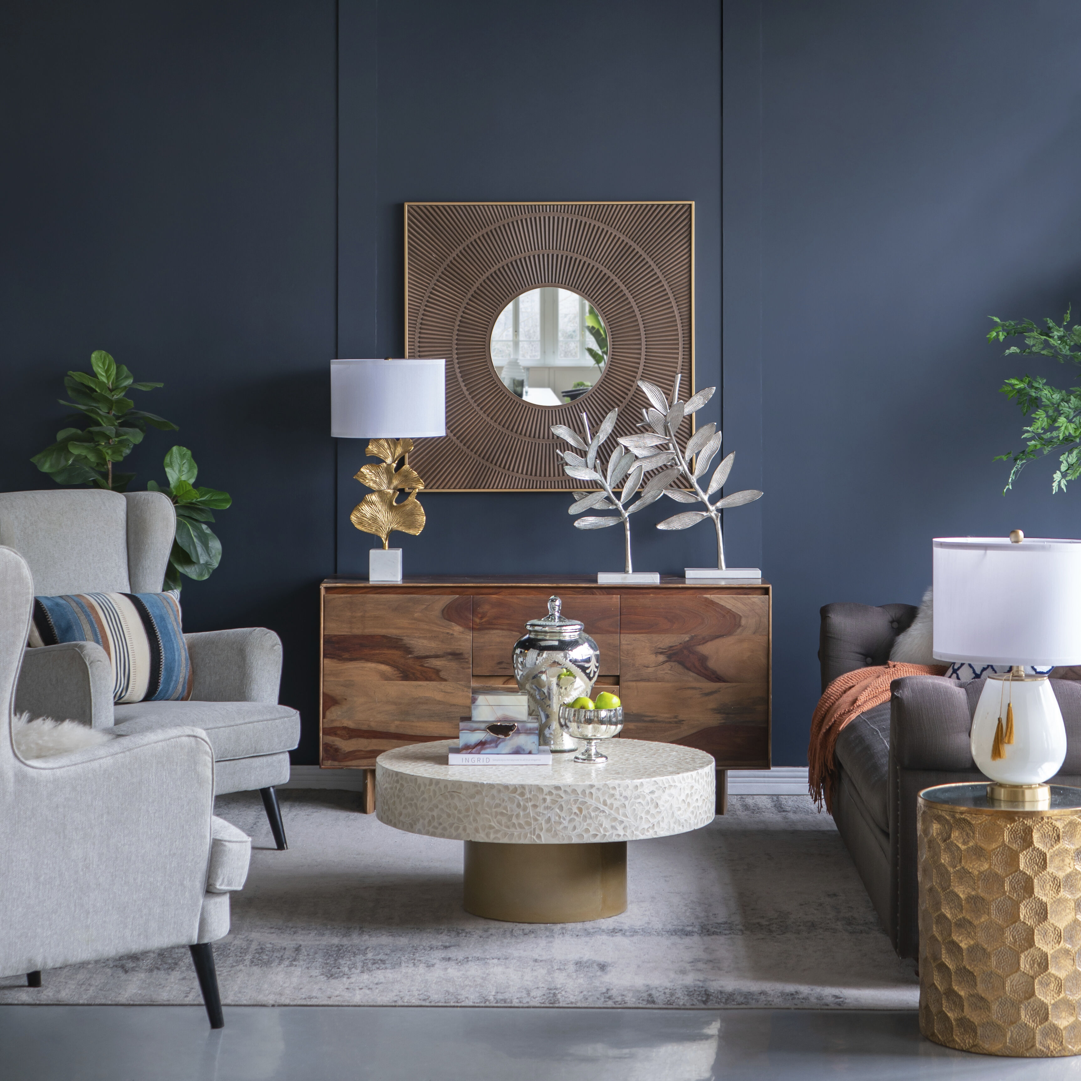 Intrinsic Silver/White Statuaries