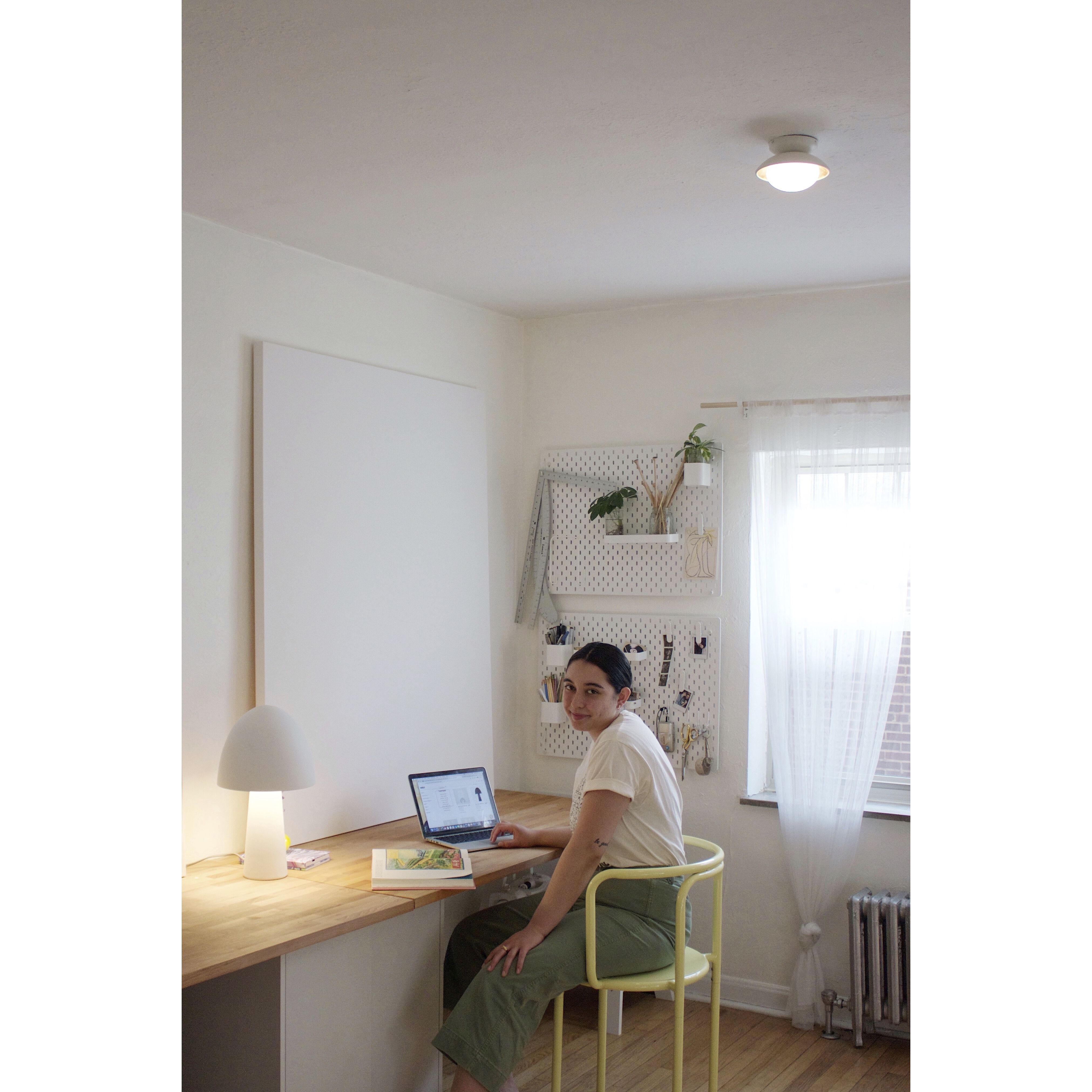 Vicky 17 inch 60.00 watt Soft White Table Lamp Portable Light