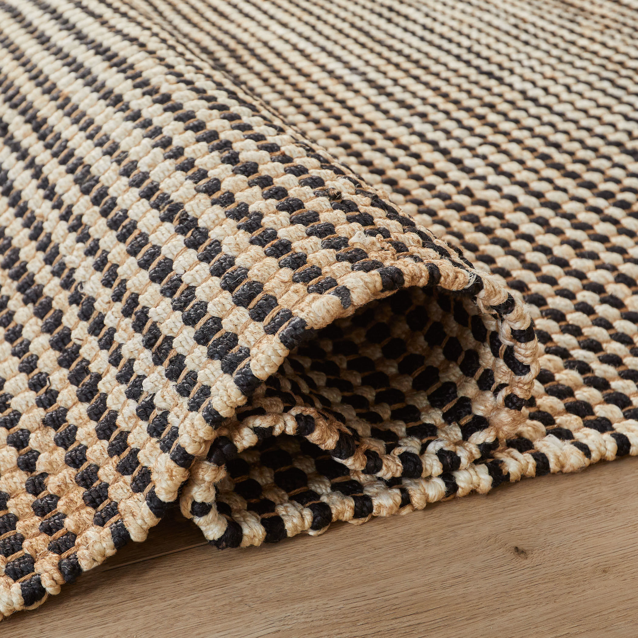 Ganges 36 X 24 inch Black/Natural Rug in 2 x 3