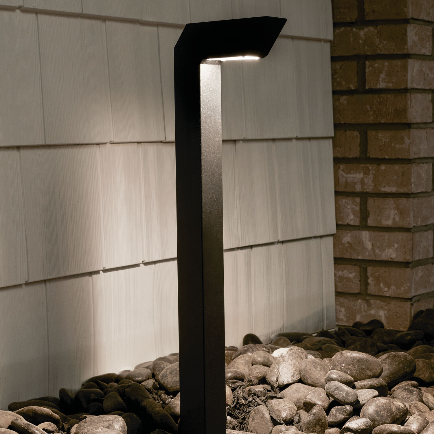 Independence 12 11.60 watt Textured Black Landscape 12V Path & Spread