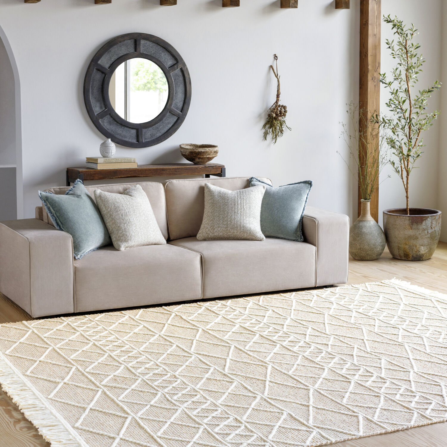 Uttar 96 X 30 inch Light Grey Rug in 2.5 x 8, Runner