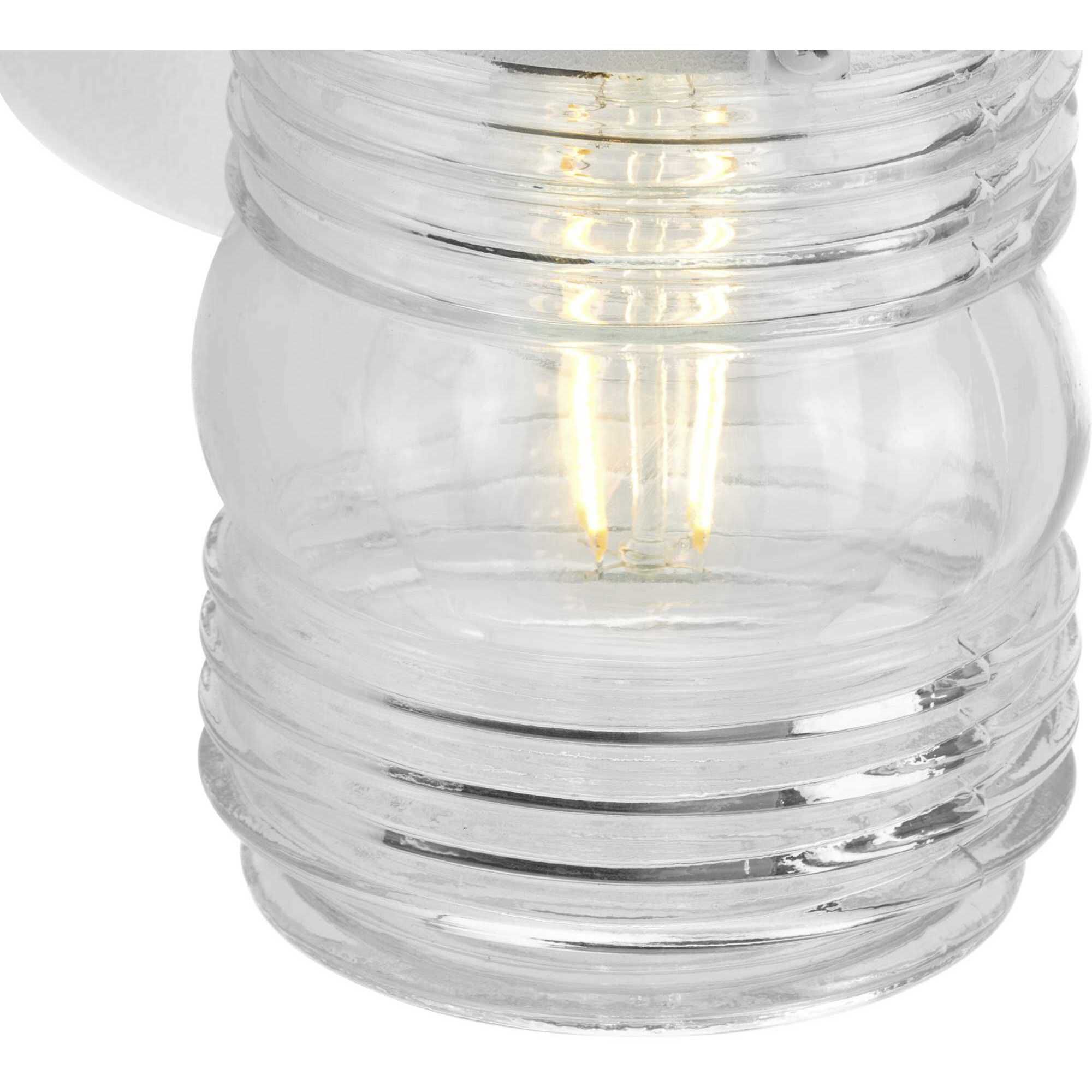 Polycarbonate Outdoor Outdoor Wall Lantern in White