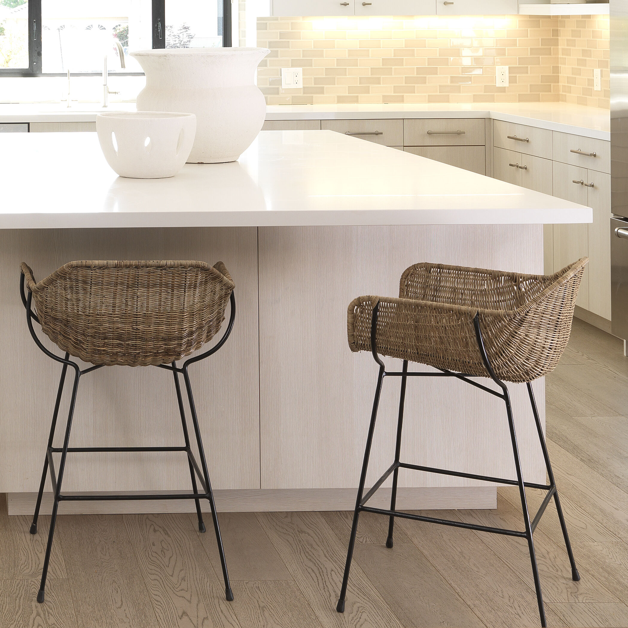 Bar stools for 33 inch counter top