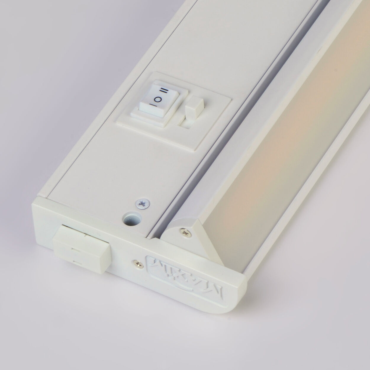 CounterMax 5K 120 LED 6 inch White Under Cabinet 