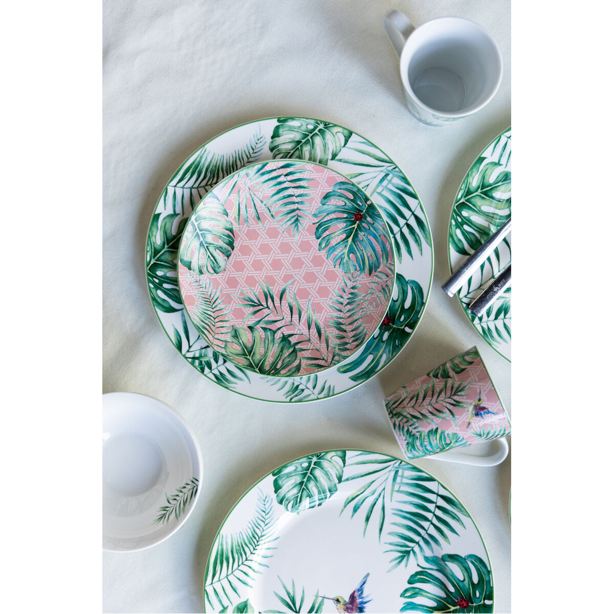 Botanical 8 X 8 inch Green Plate